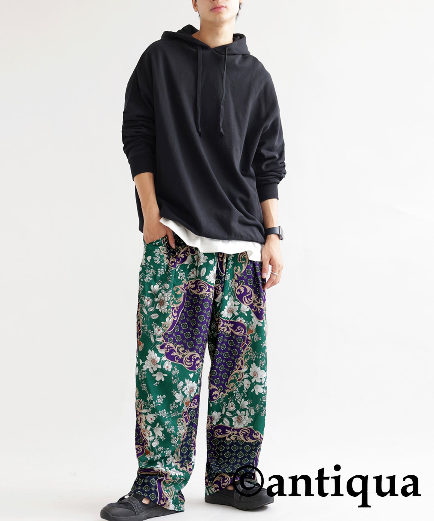 Antique pattern pants Men's