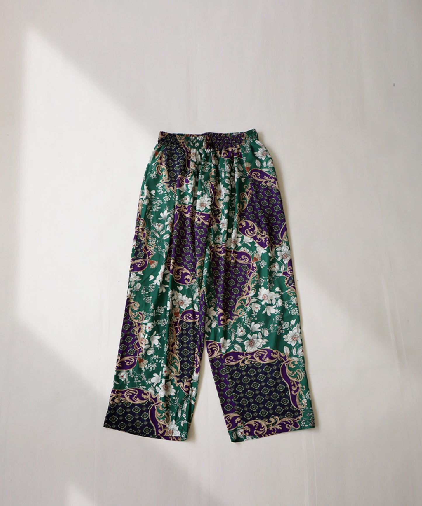 Antique pattern pants Men's