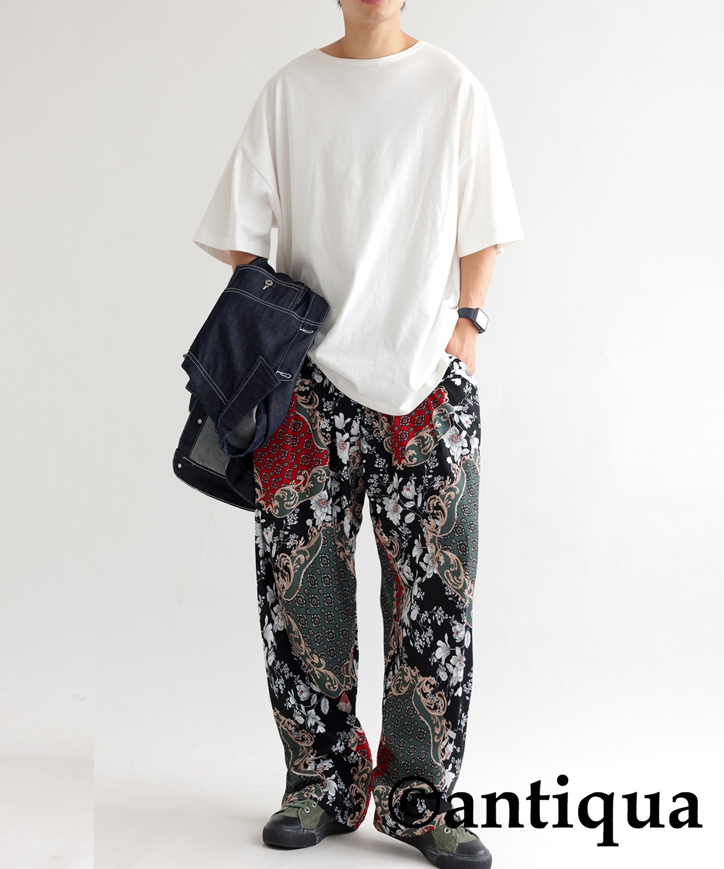 Antique pattern pants Men's