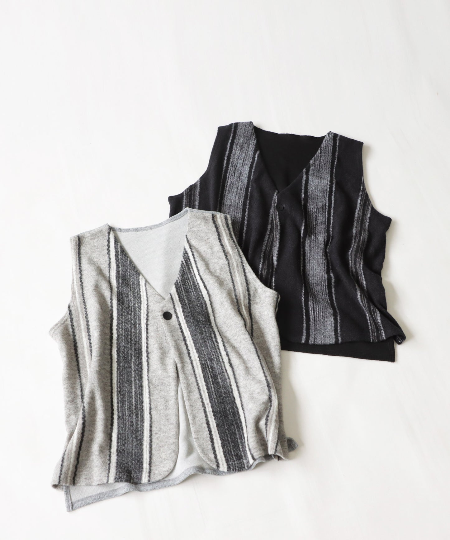 Striped pattern Vest Ladies