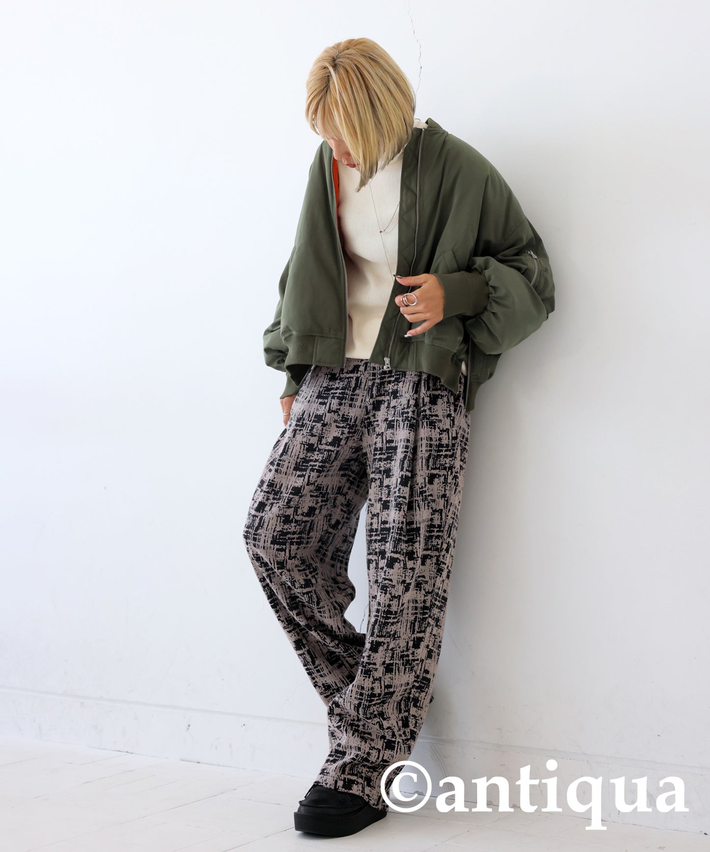 Nuance Pattern Jacquard Pants Ladies