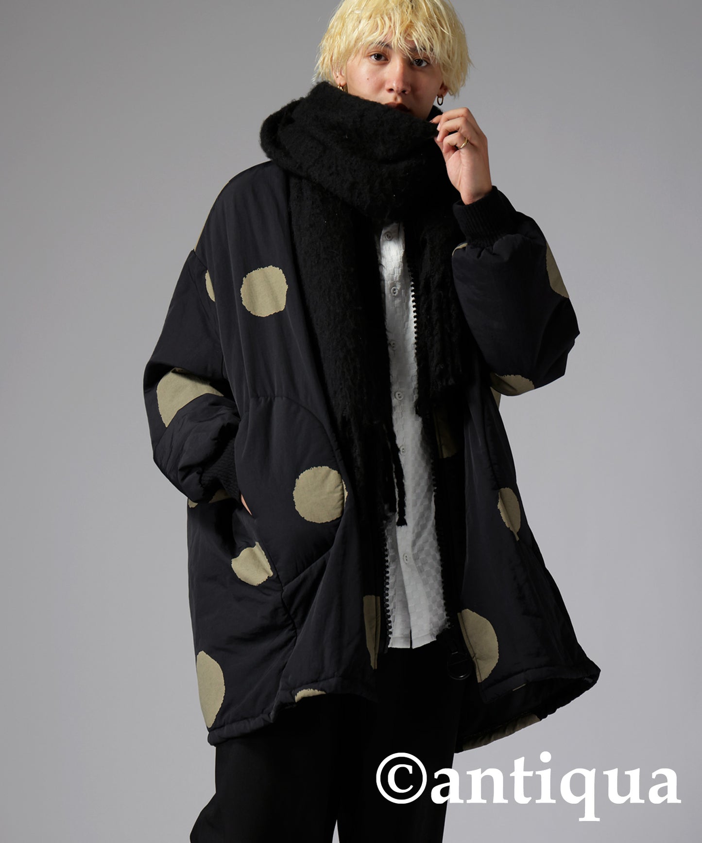 Big Silhouette Dot pattern Coat Men's