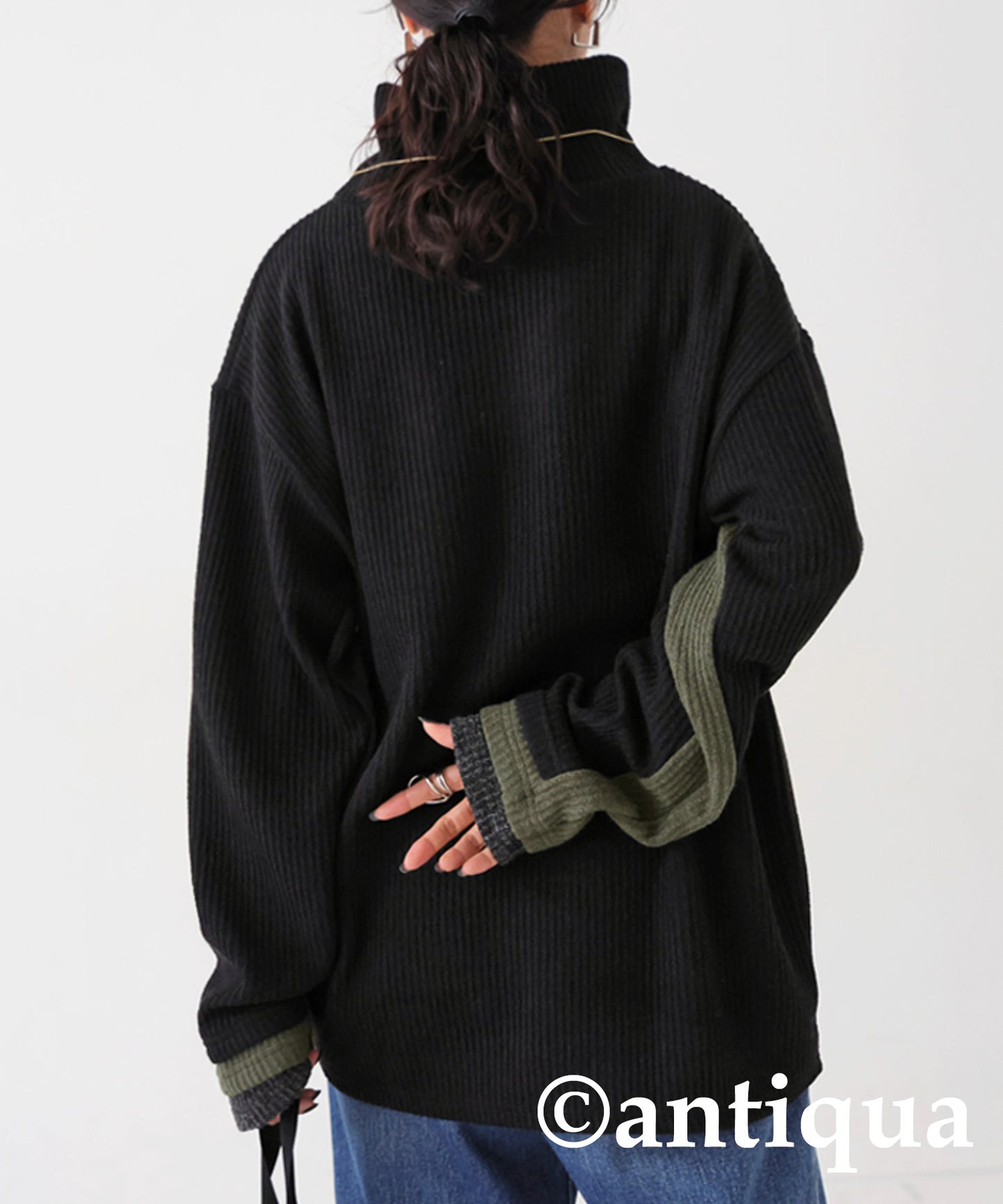 Layered Blading Color Knit Ladies