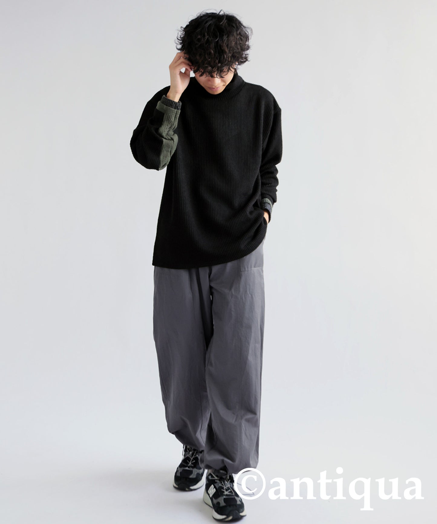 Layered Blading Color Knit Men’s