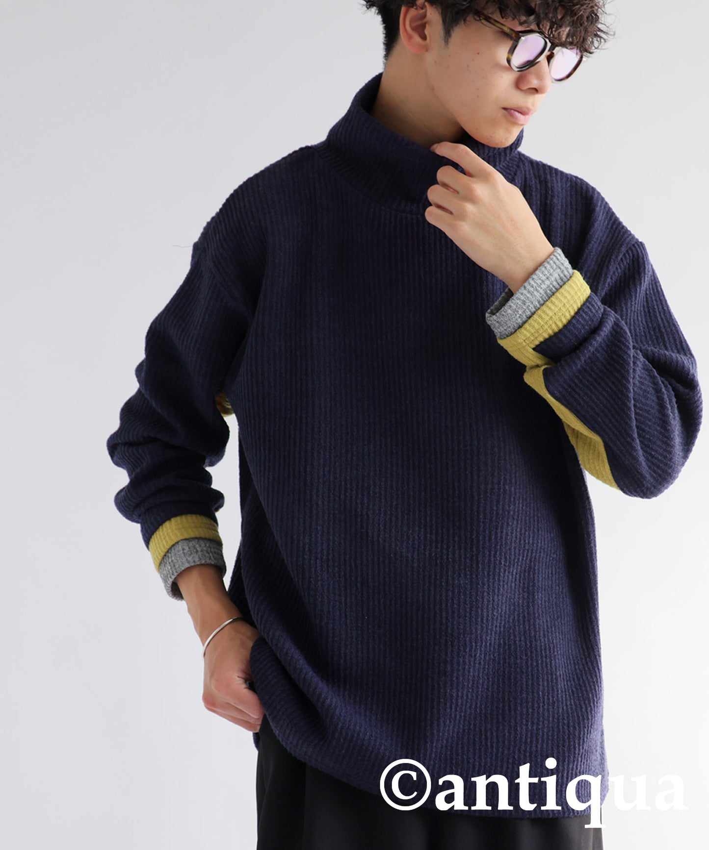 Layered Blading Color Knit Men’s