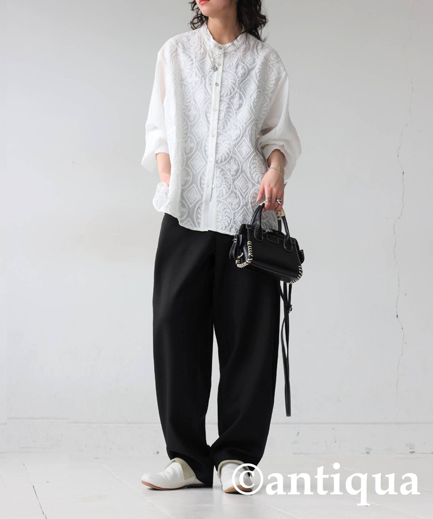 Tuck Design Pants Ladies