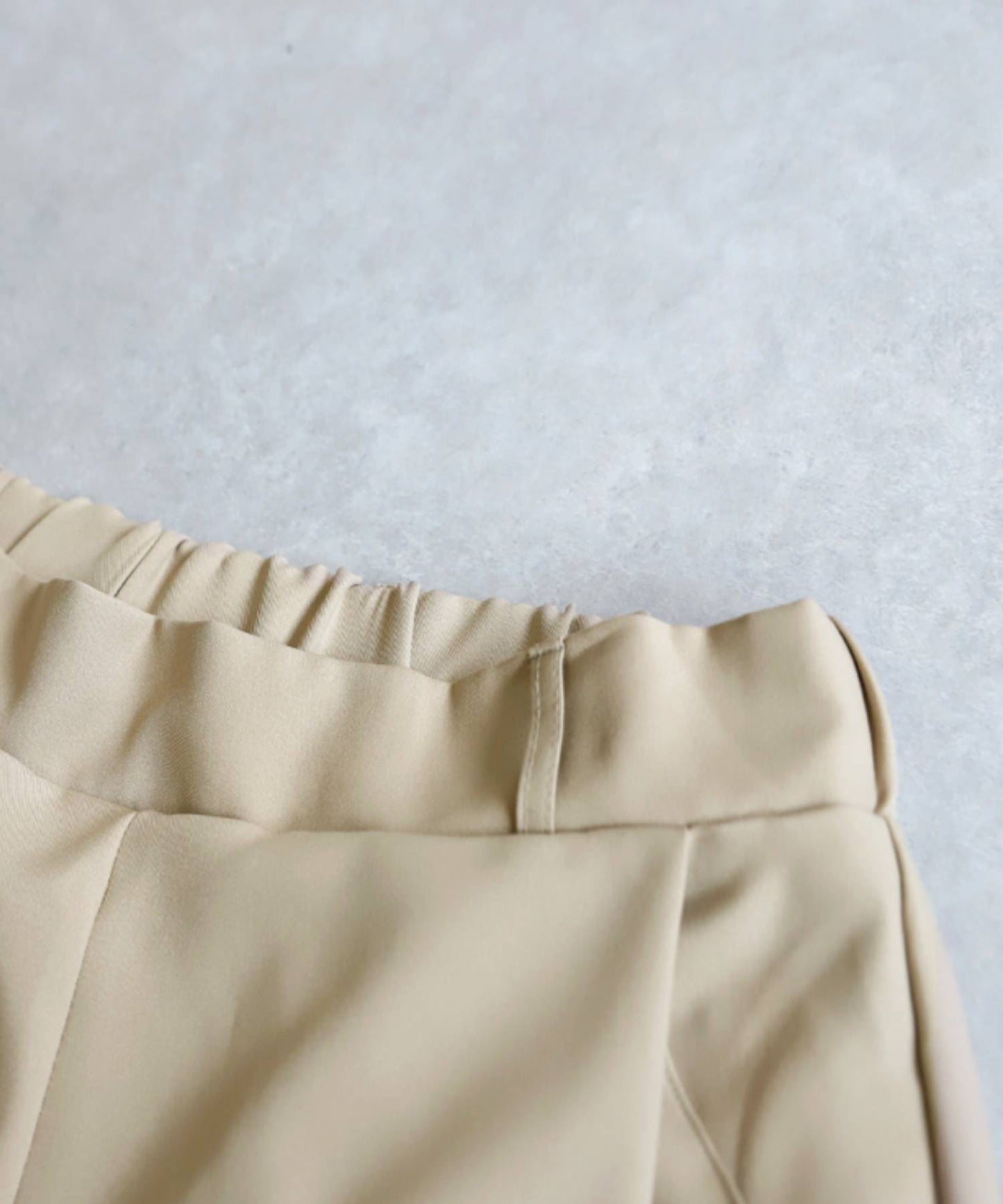 Men's Tuck Design Pants