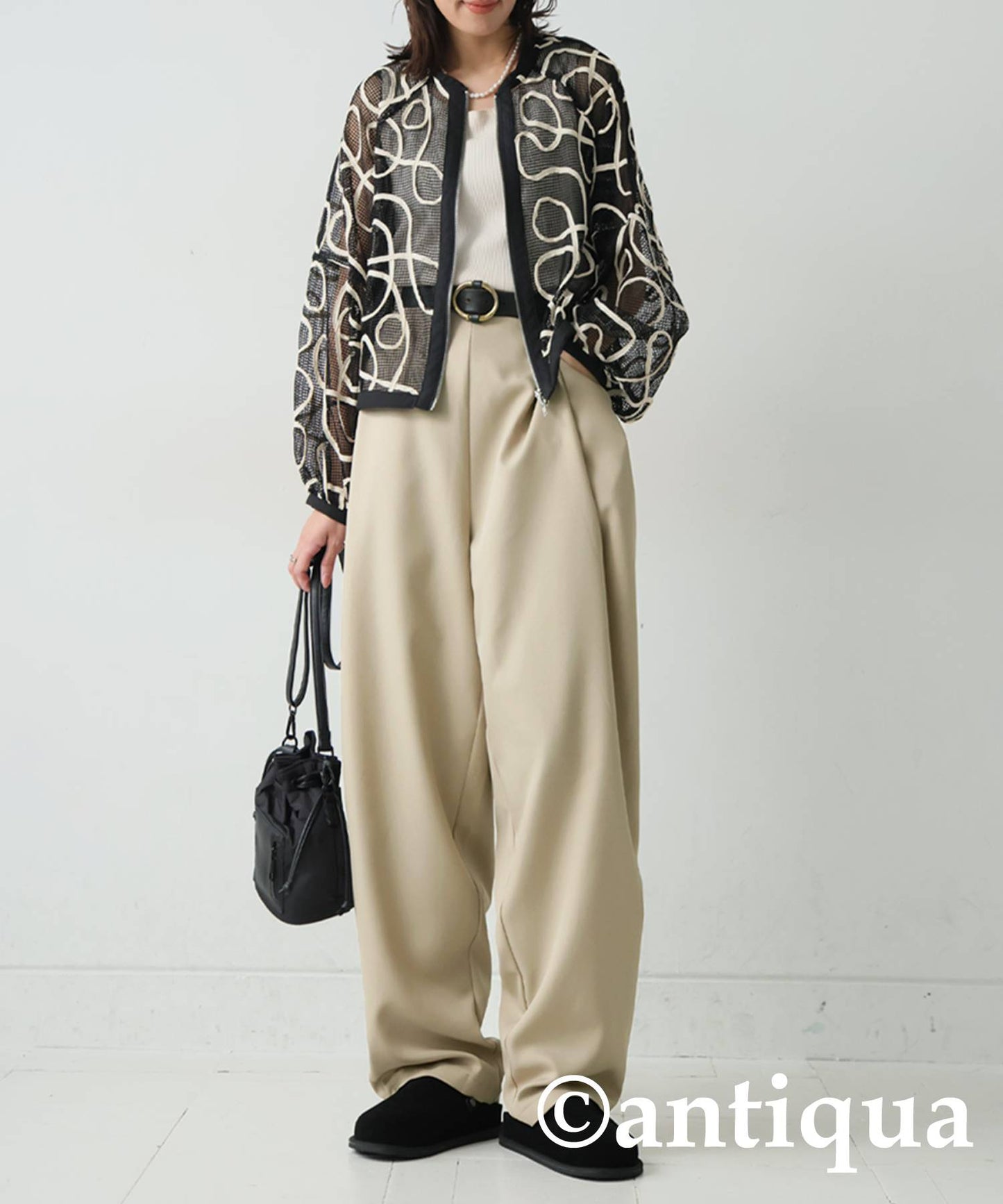 Tuck Design Pants Ladies