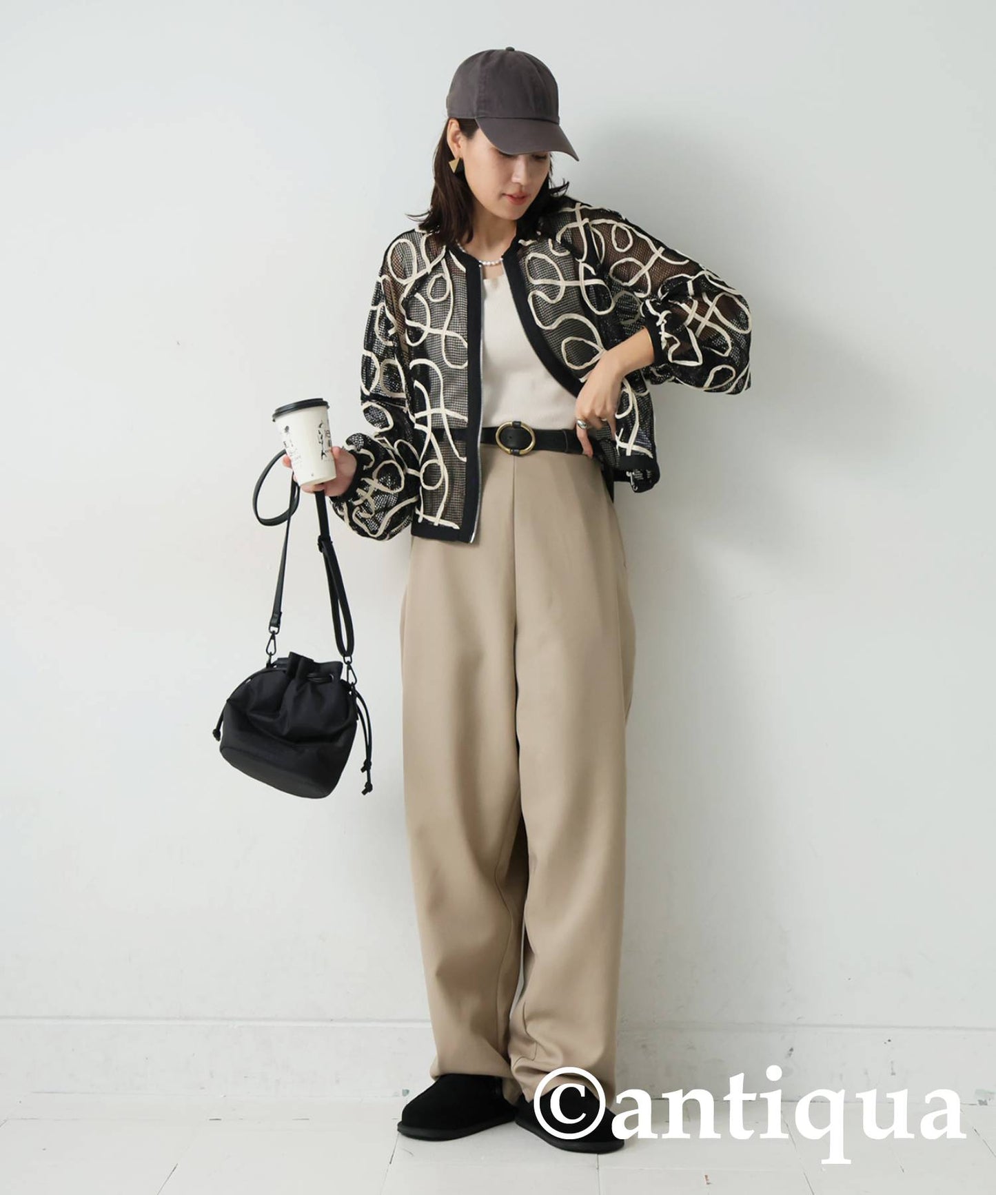 Tuck Design Pants Ladies