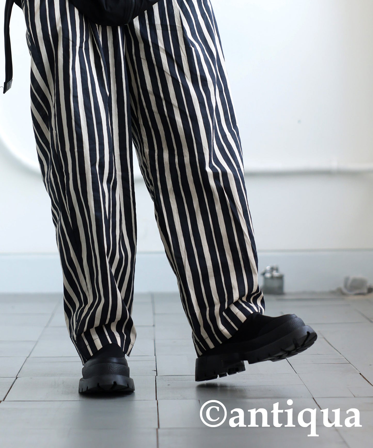 Striped Tuck Pants Ladies