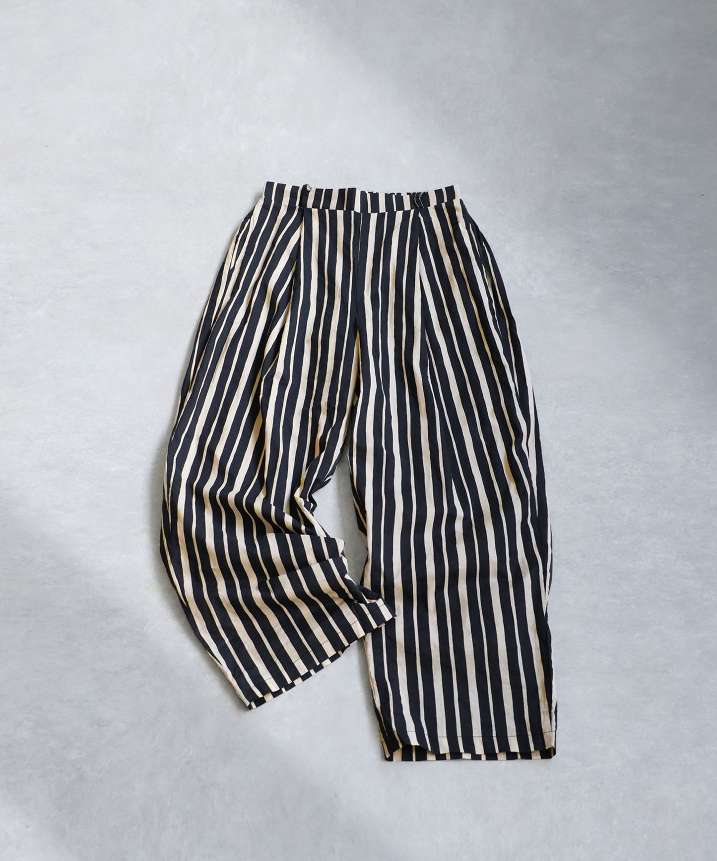 Striped Tuck Pants Ladies