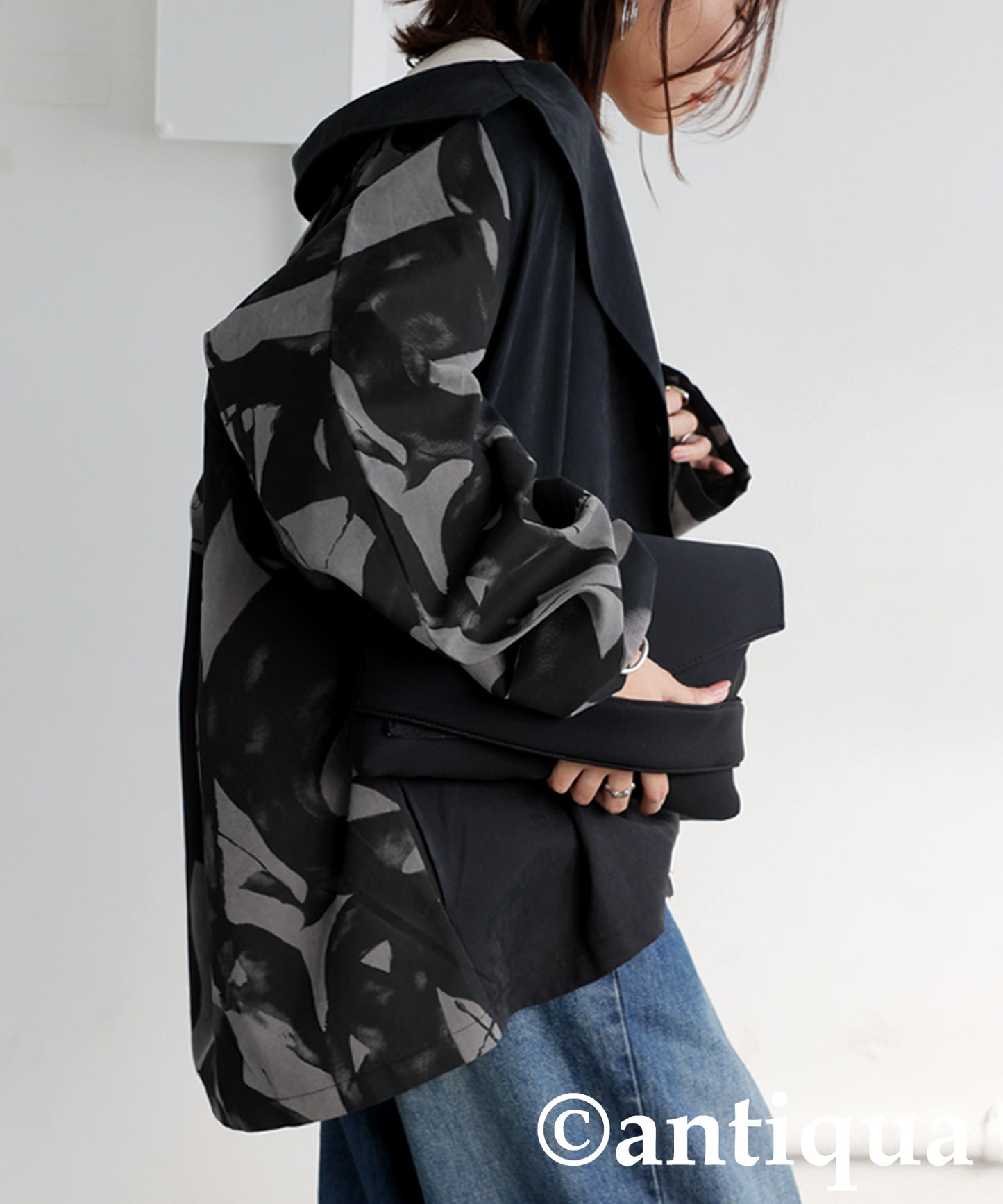 Pattern Switching Jacket Ladies