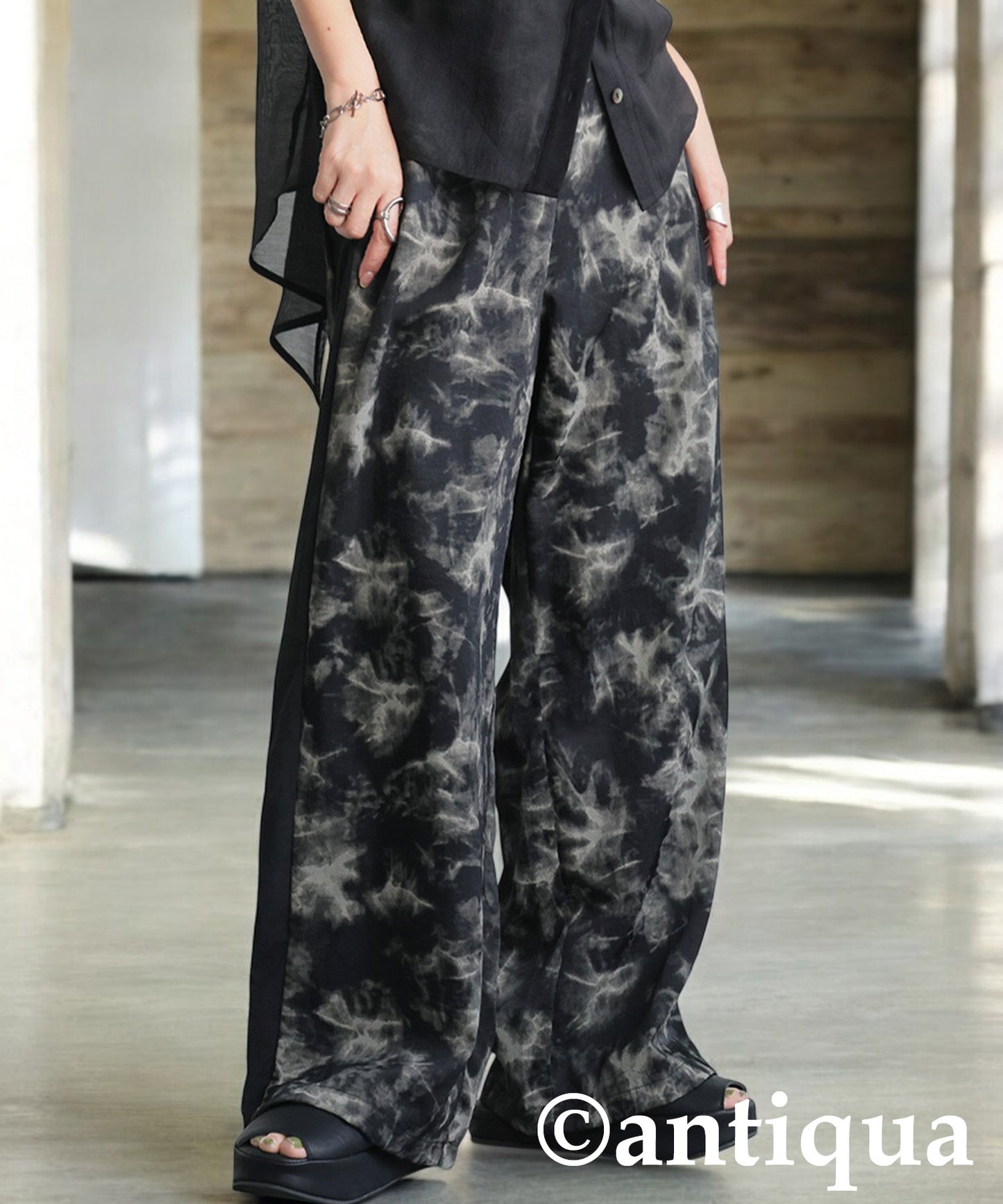 Ladies Nuance Pattern Nylon Pants