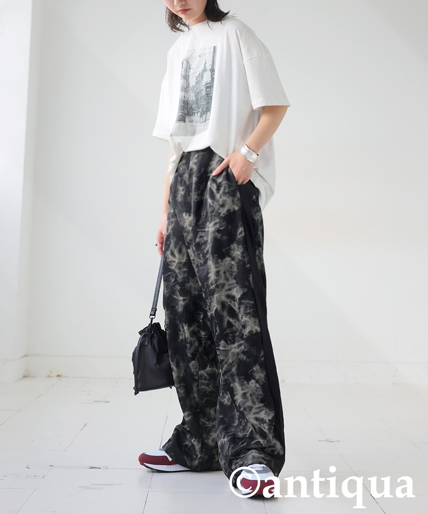 Ladies Nuance Pattern Nylon Pants