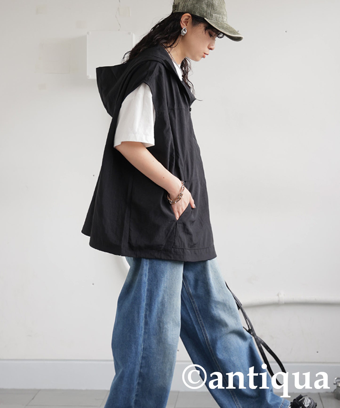 Ladies Asymmetric Zip Vest