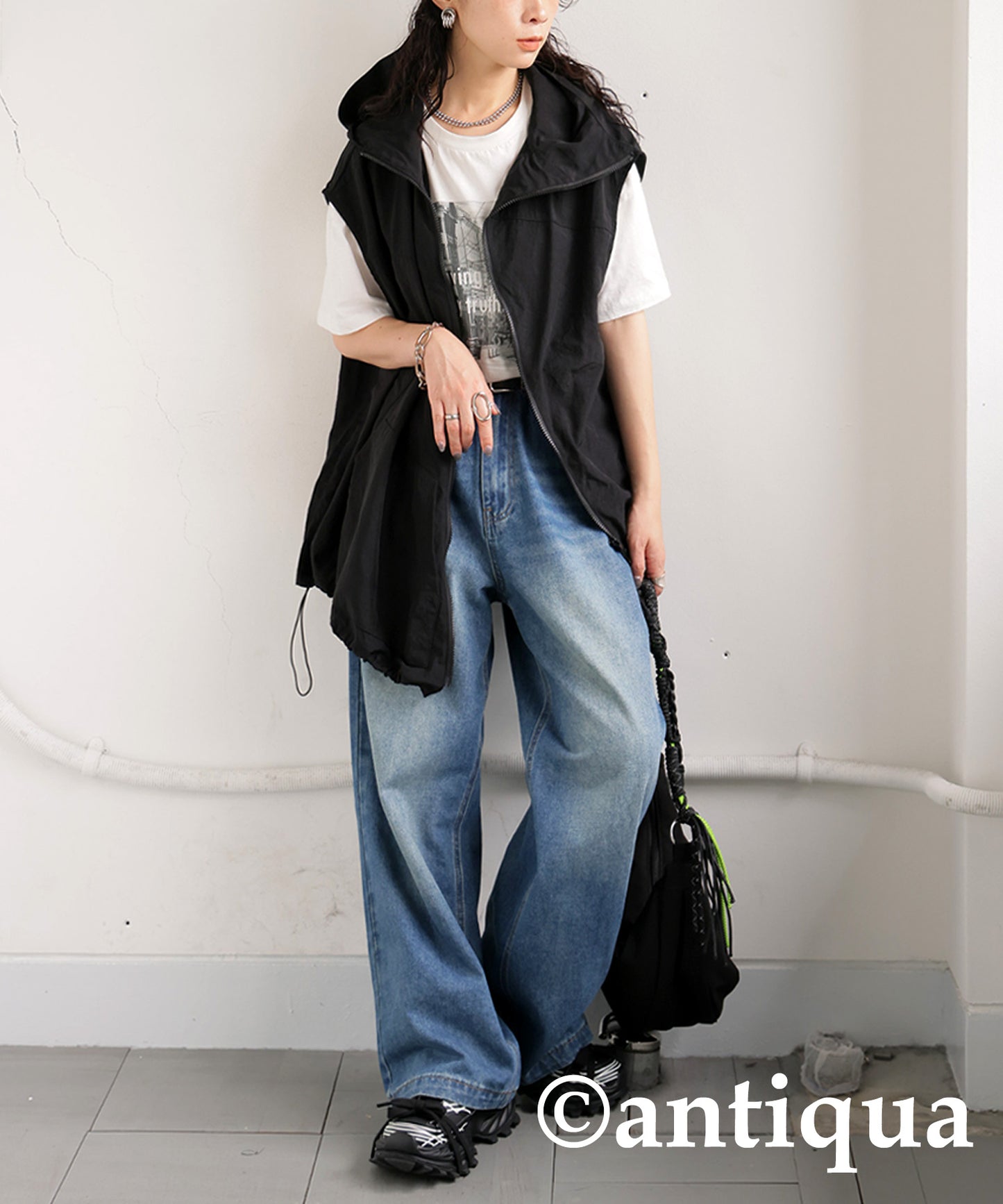 Ladies Asymmetric Zip Vest