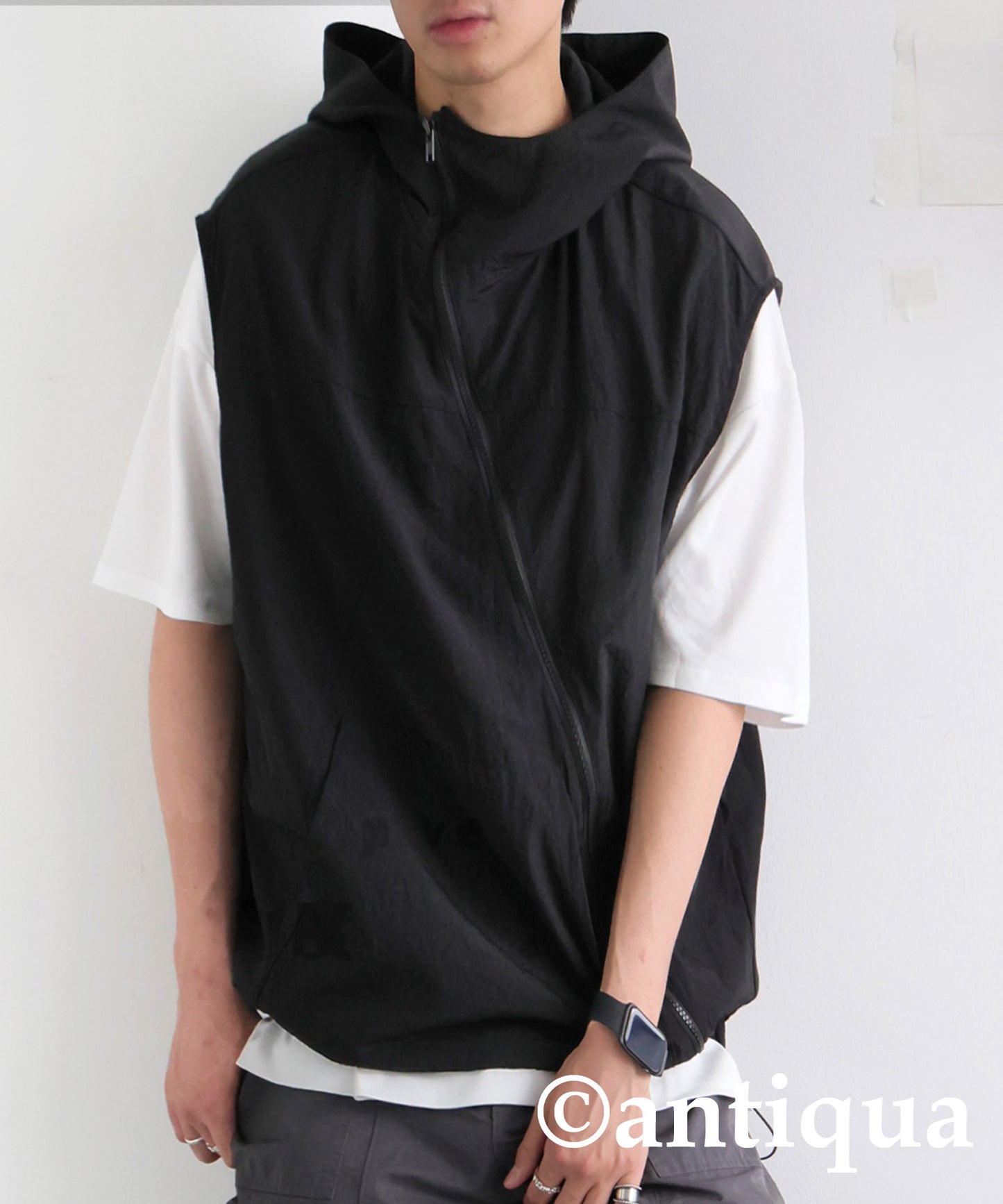 Men's Asymmetric Zip Vest