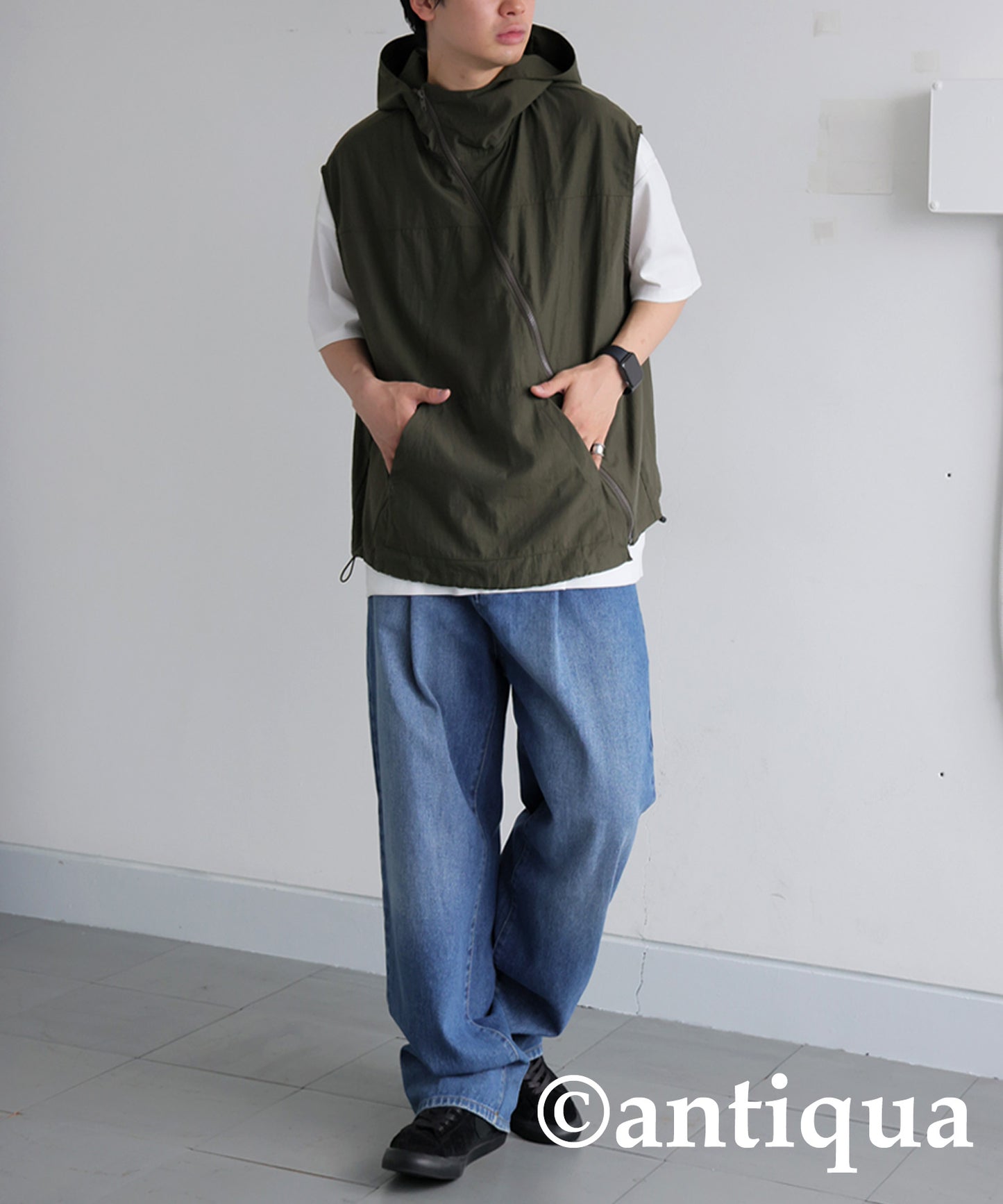 Men's Asymmetric Zip Vest