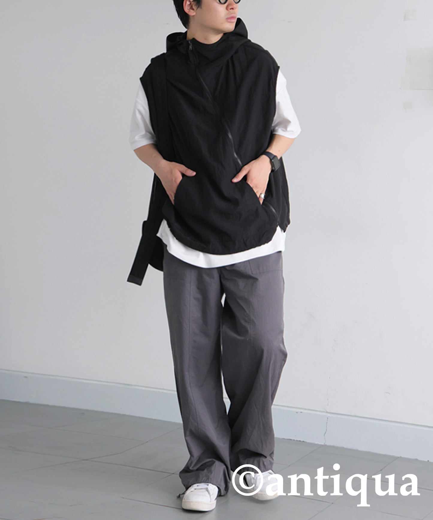 Men's Asymmetric Zip Vest