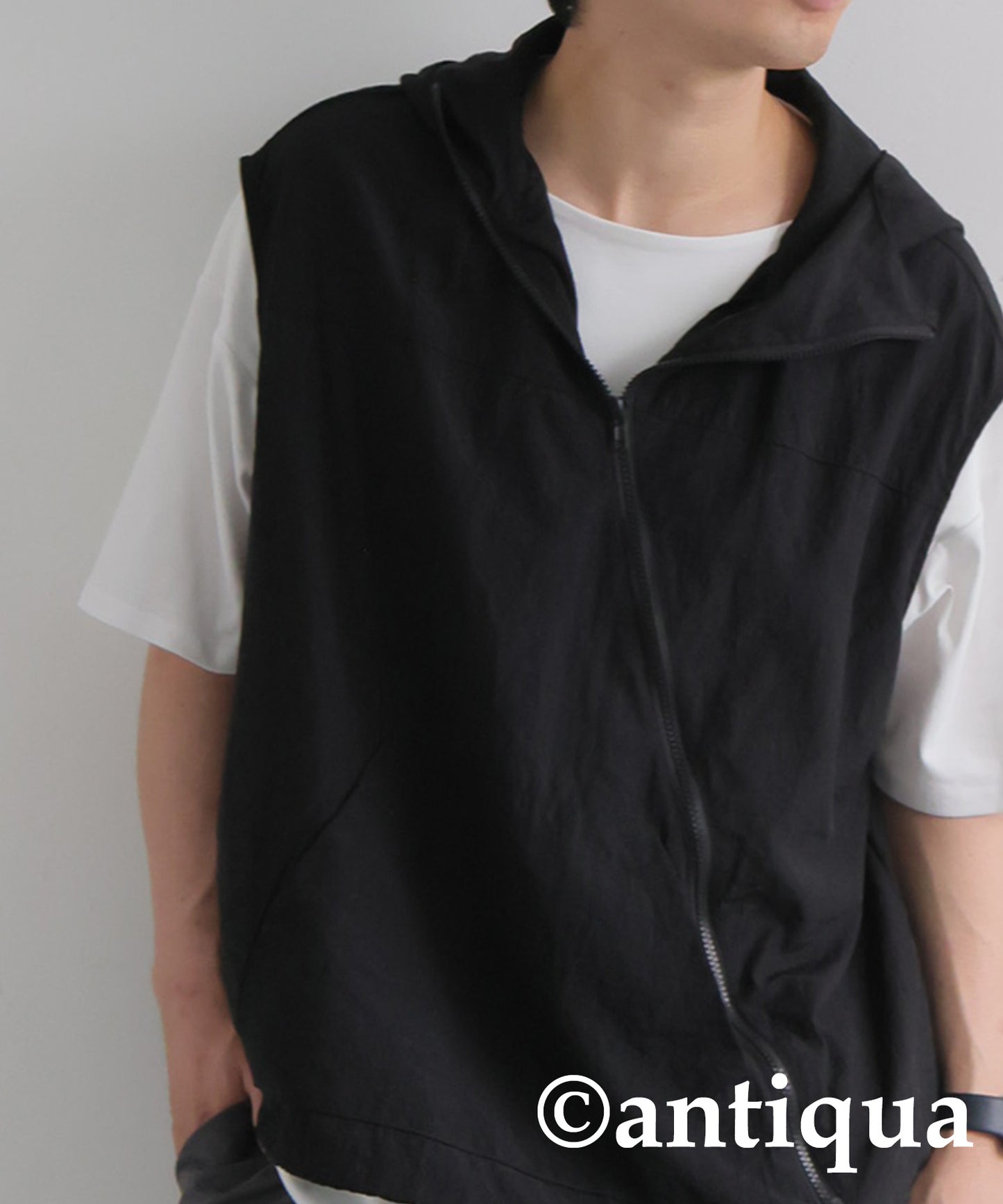 Men's Asymmetric Zip Vest