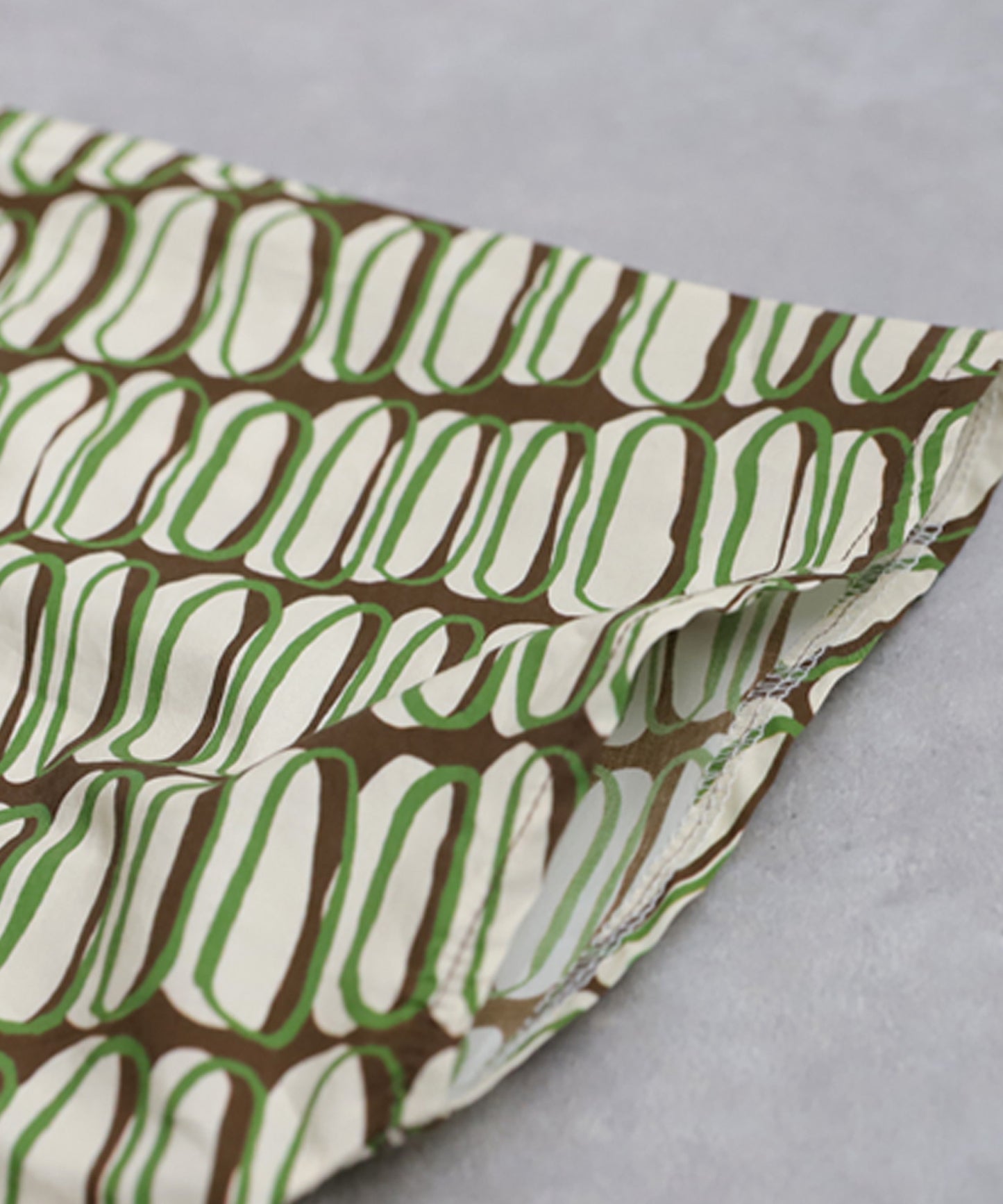 Ladies Retro Print Shirt