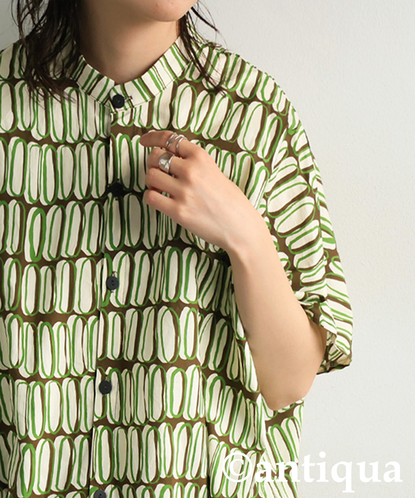 Ladies Retro Print Shirt