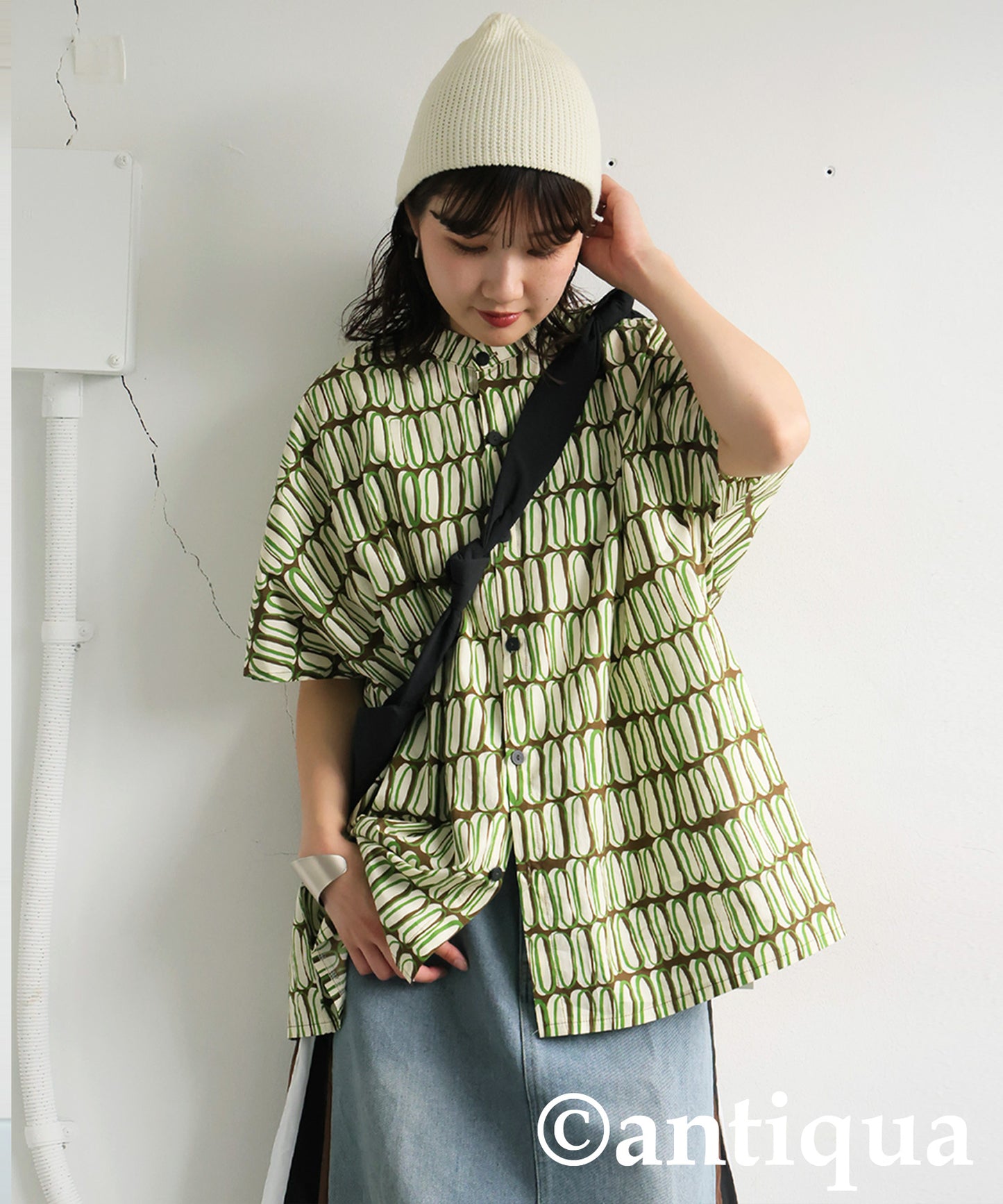 Ladies Retro Print Shirt