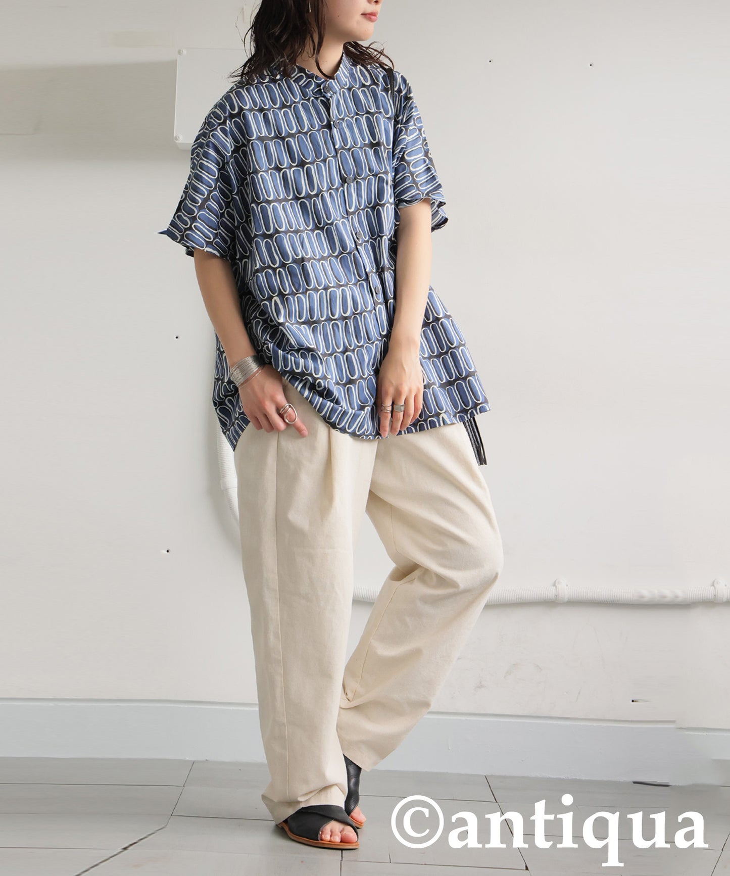 Ladies Retro Print Shirt