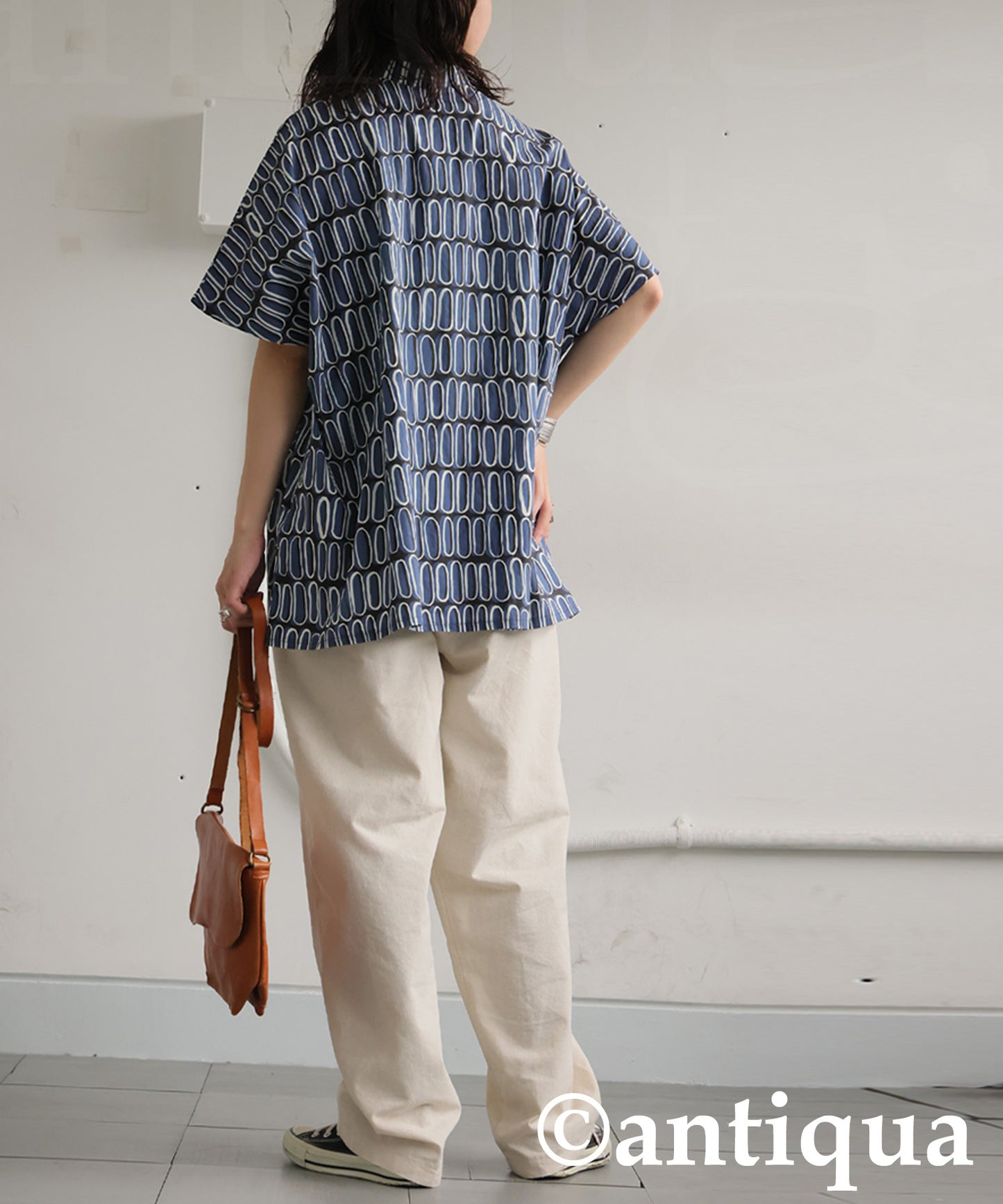 Ladies Retro Print Shirt