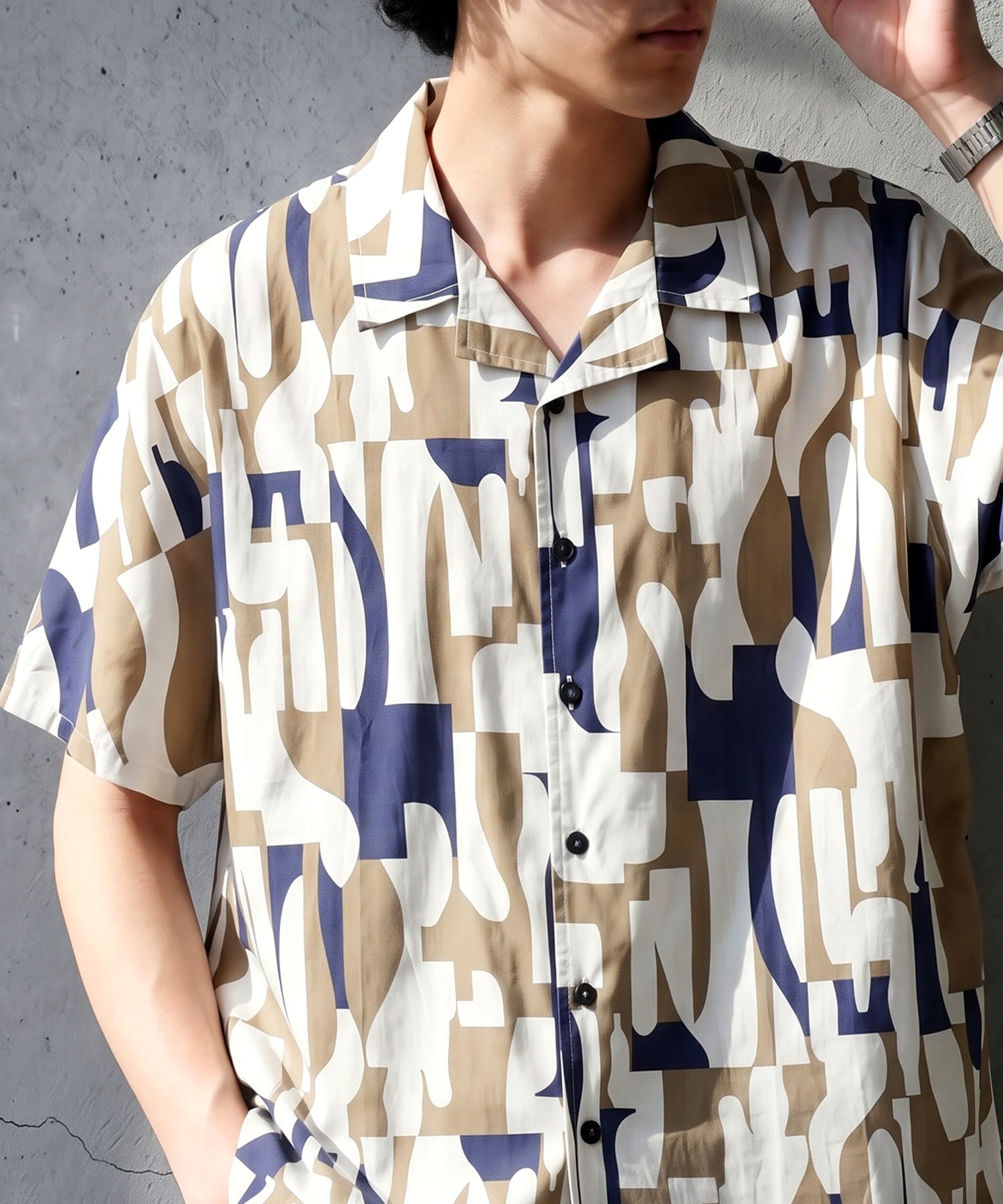 Open-Collar Retro-Patterned Shirt Men’s