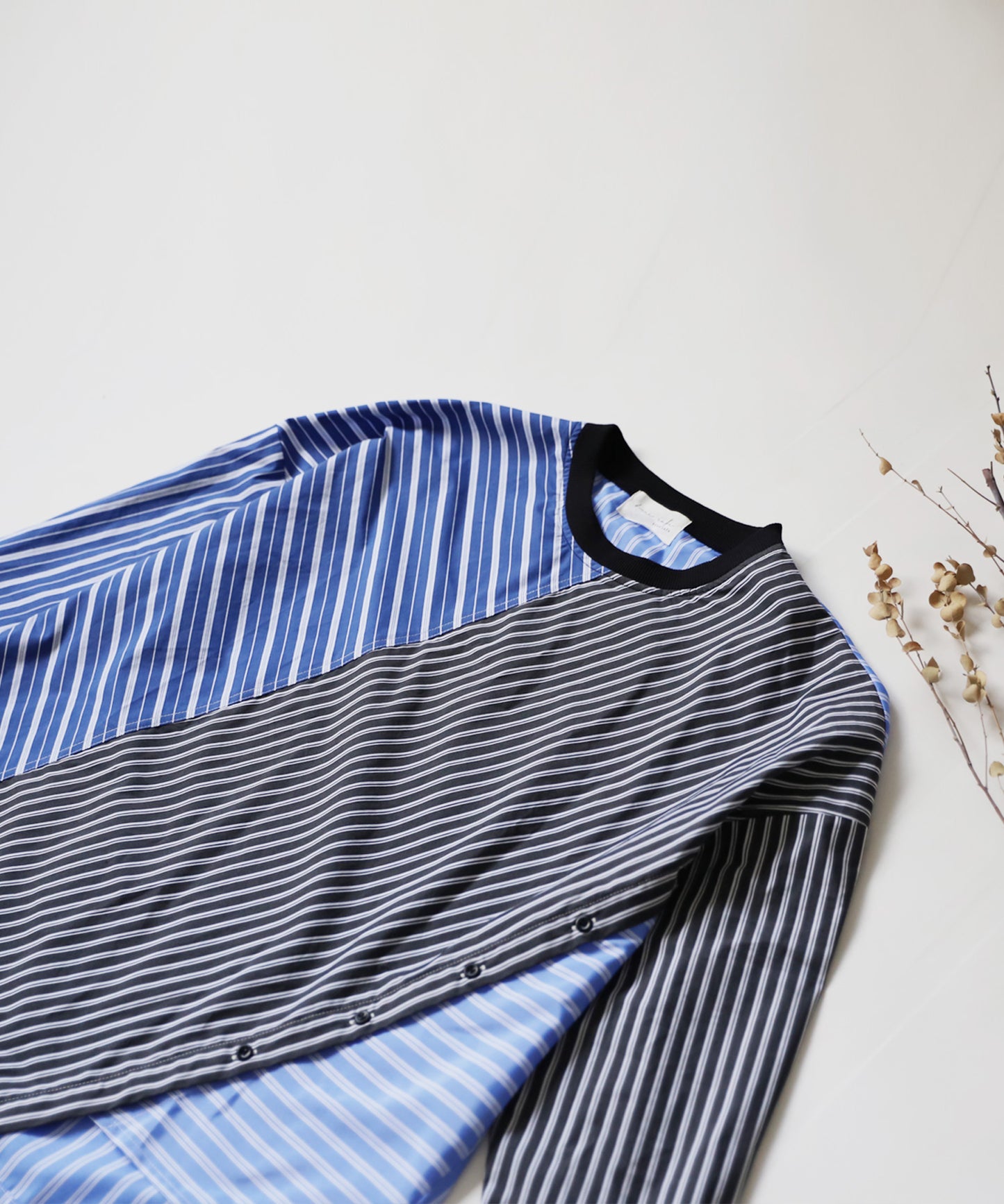 Men's switching shirt stripes pattern