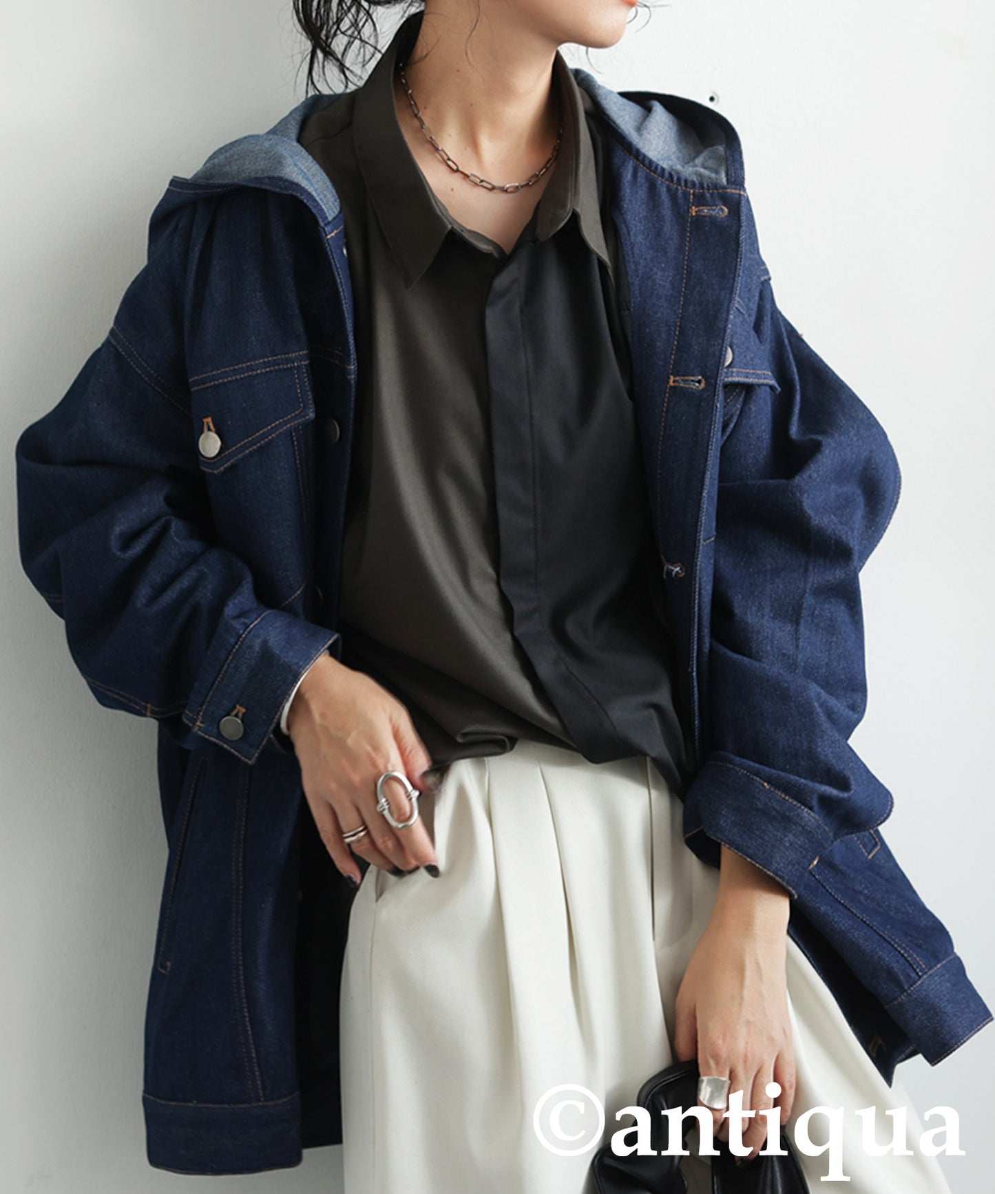 Line Collar Shirt Ladies