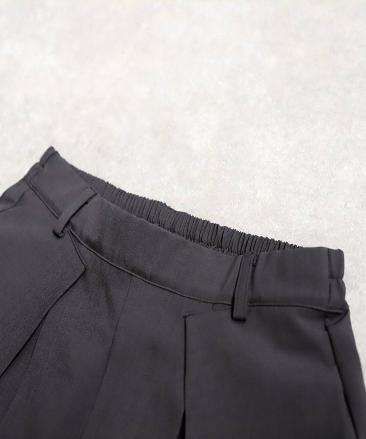 Men's Tuck Wide Pants