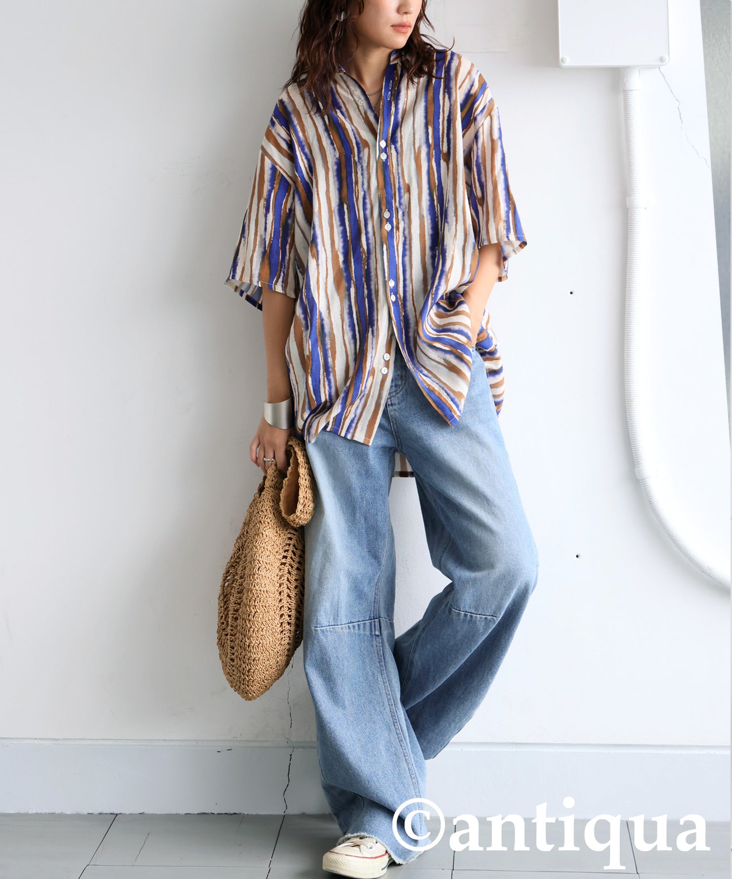 Ladies Nuanced Pattern Shirt