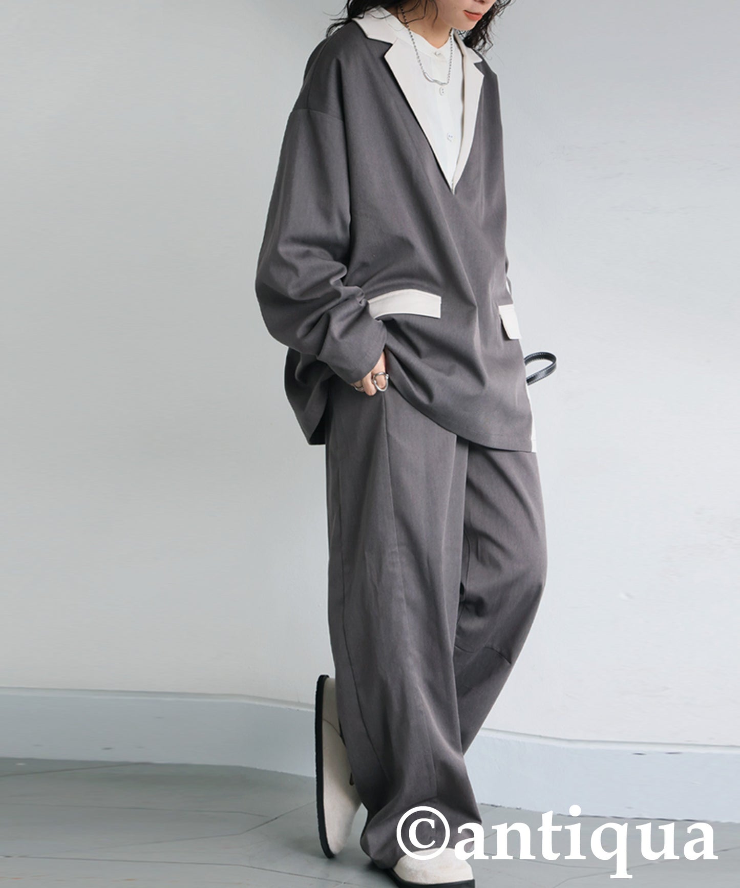 Color Scheme Switch Pullover Ladies