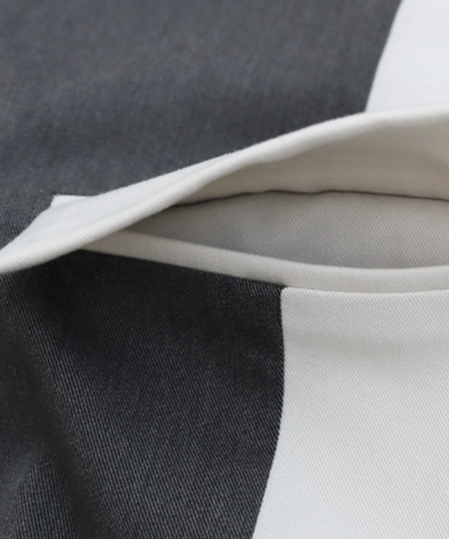 Color Scheme Switch Pullover Men's