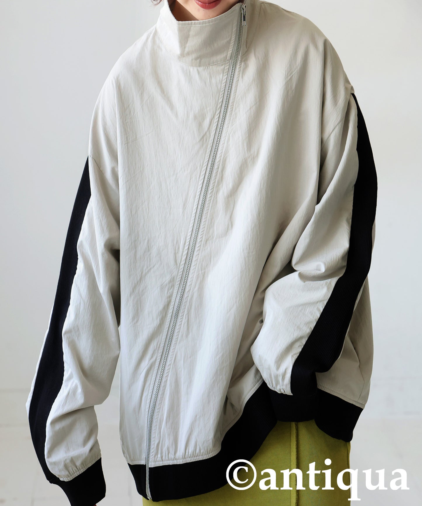 Diagonal Zip Color-Block Line Blouson Ladies