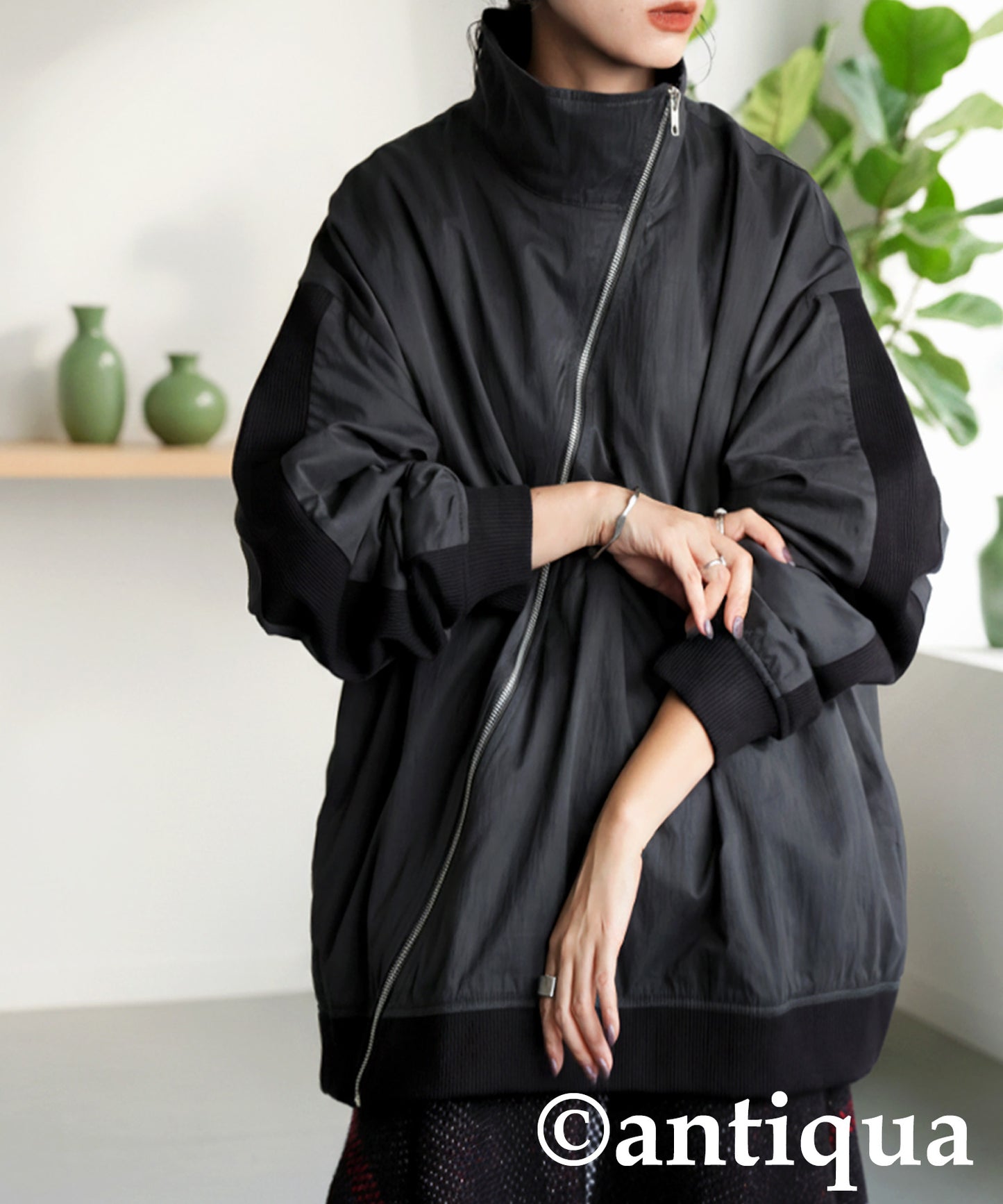 Diagonal Zip Color-Block Line Blouson Ladies