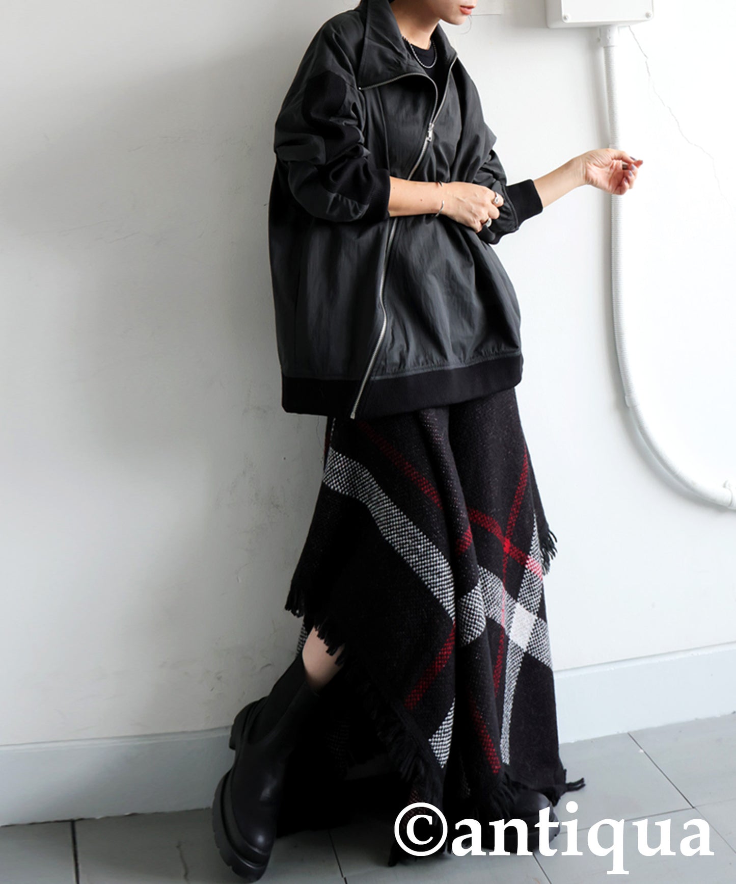 Diagonal Zip Color-Block Line Blouson Ladies