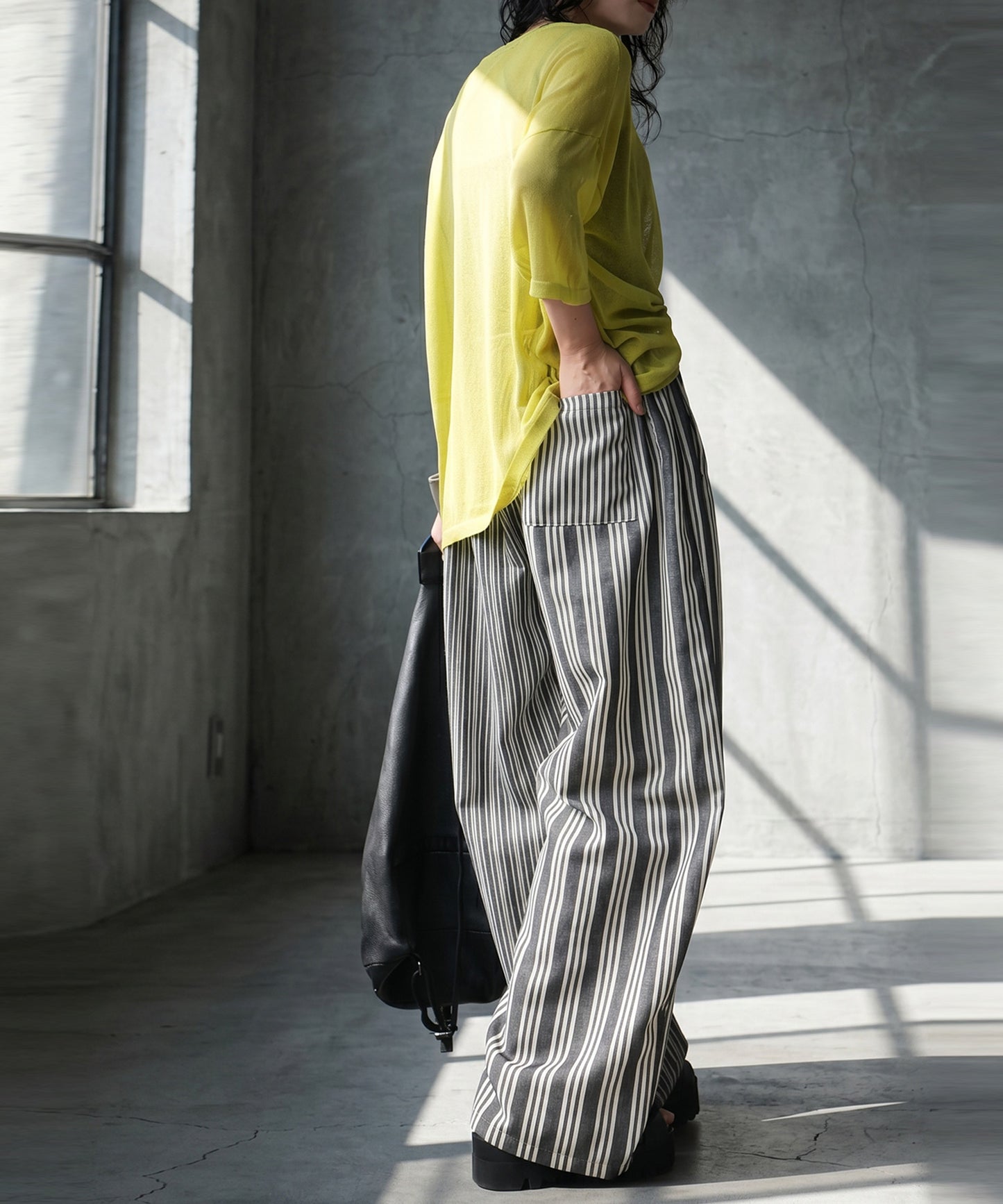 Striped Wide-Leg Pants With Pleats Ladies