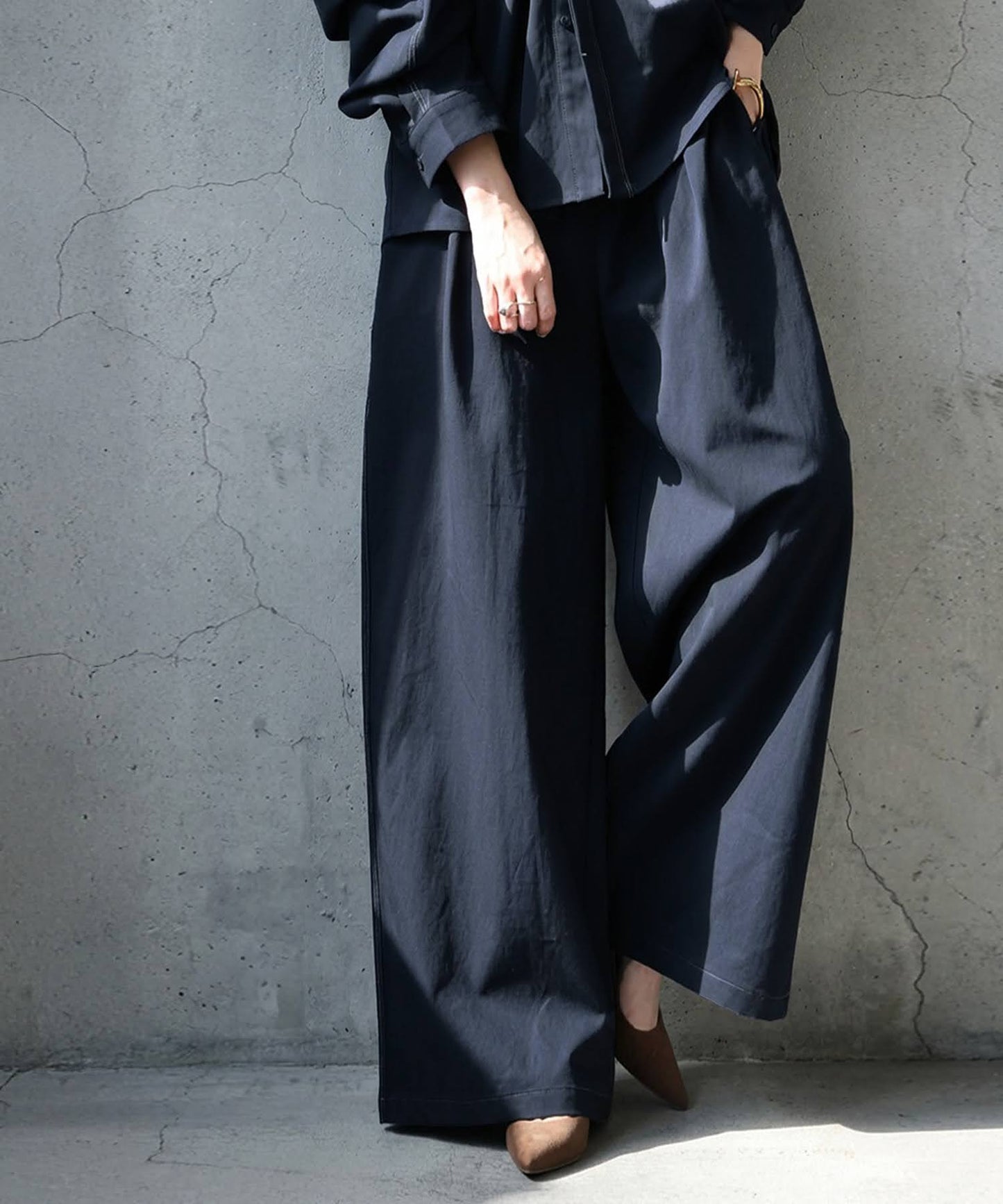 Color-Coordinated Stitching Wide Pants Ladies
