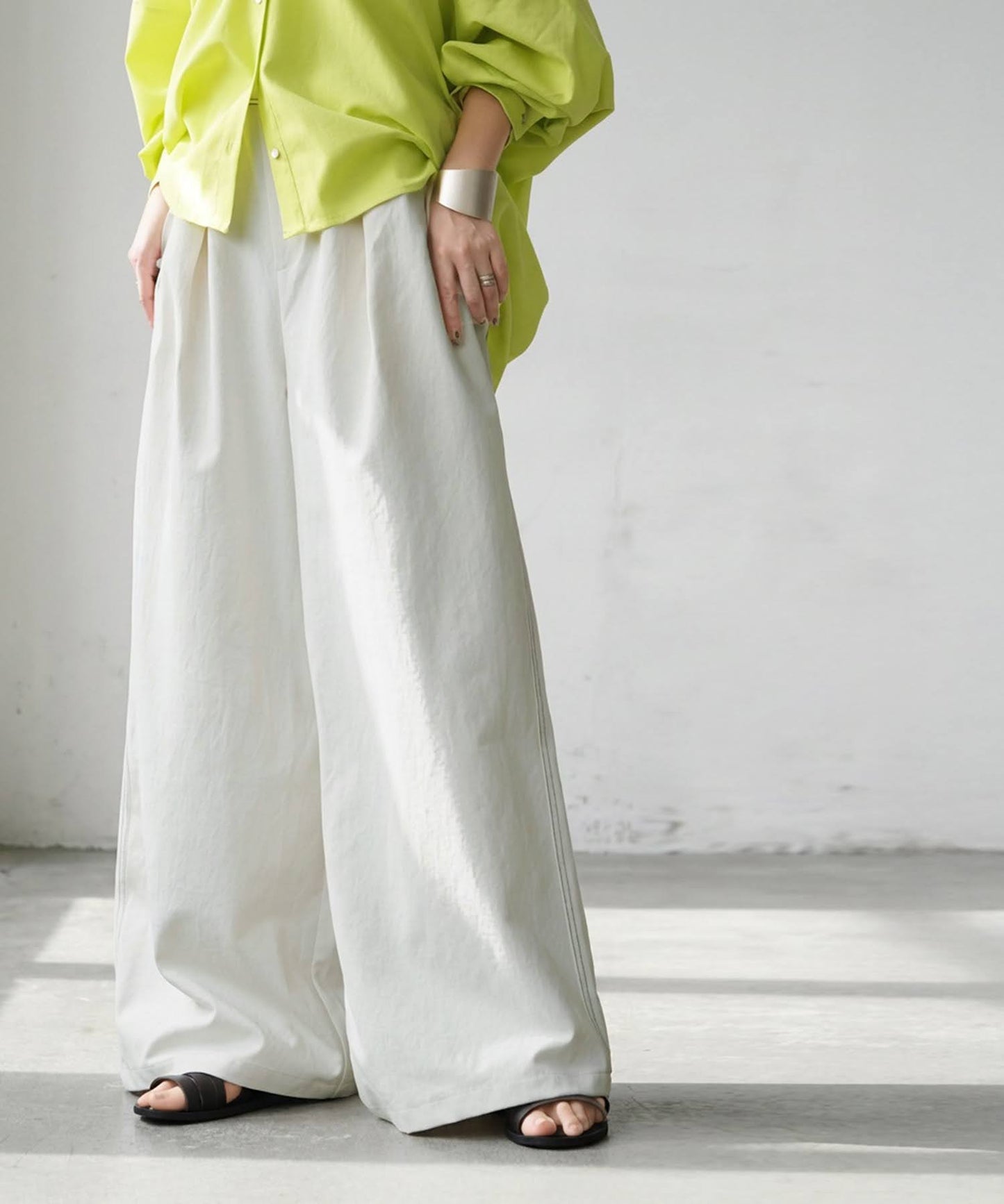 Color-Coordinated Stitching Wide Pants Ladies