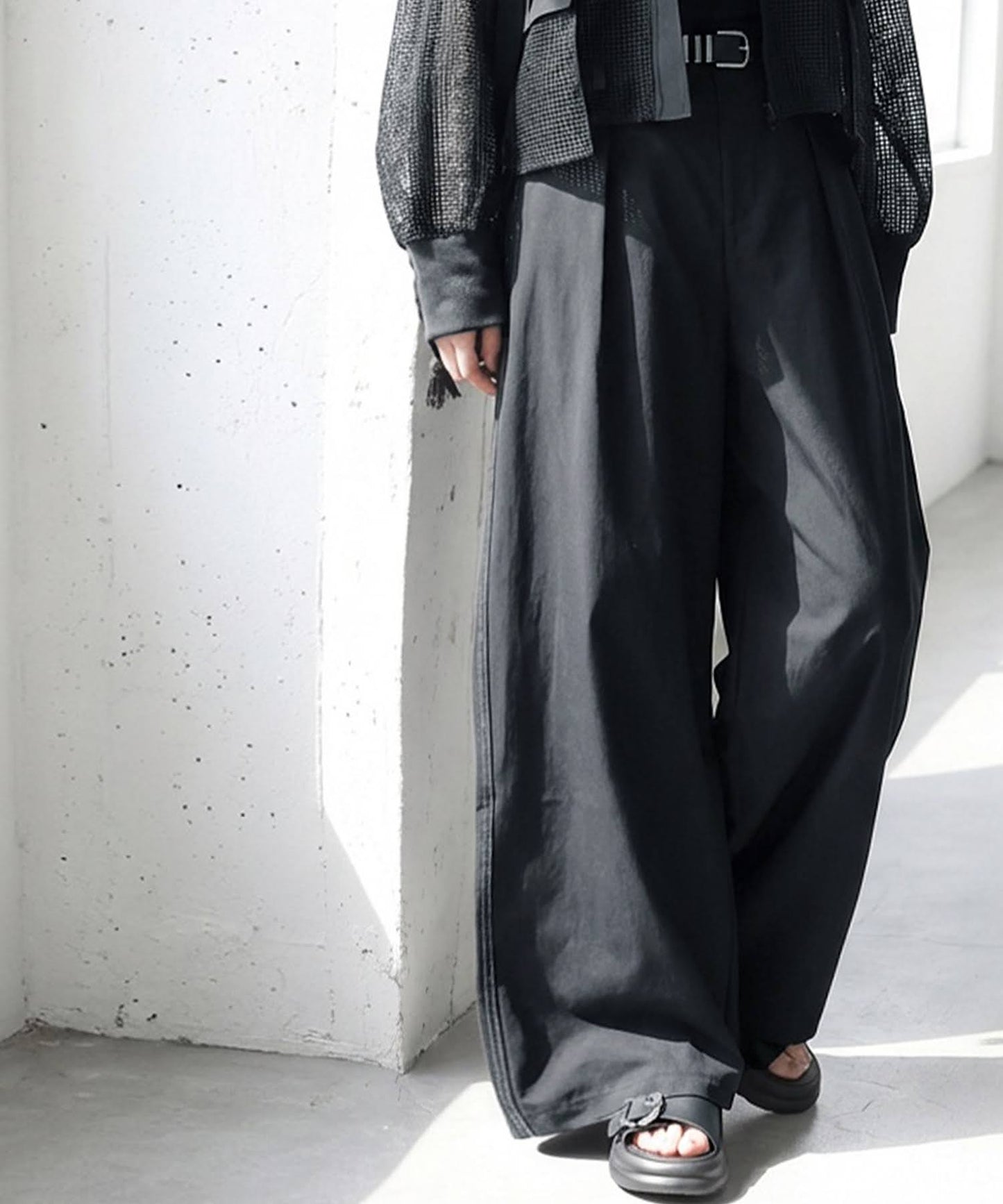 Color-Coordinated Stitching Wide Pants Ladies