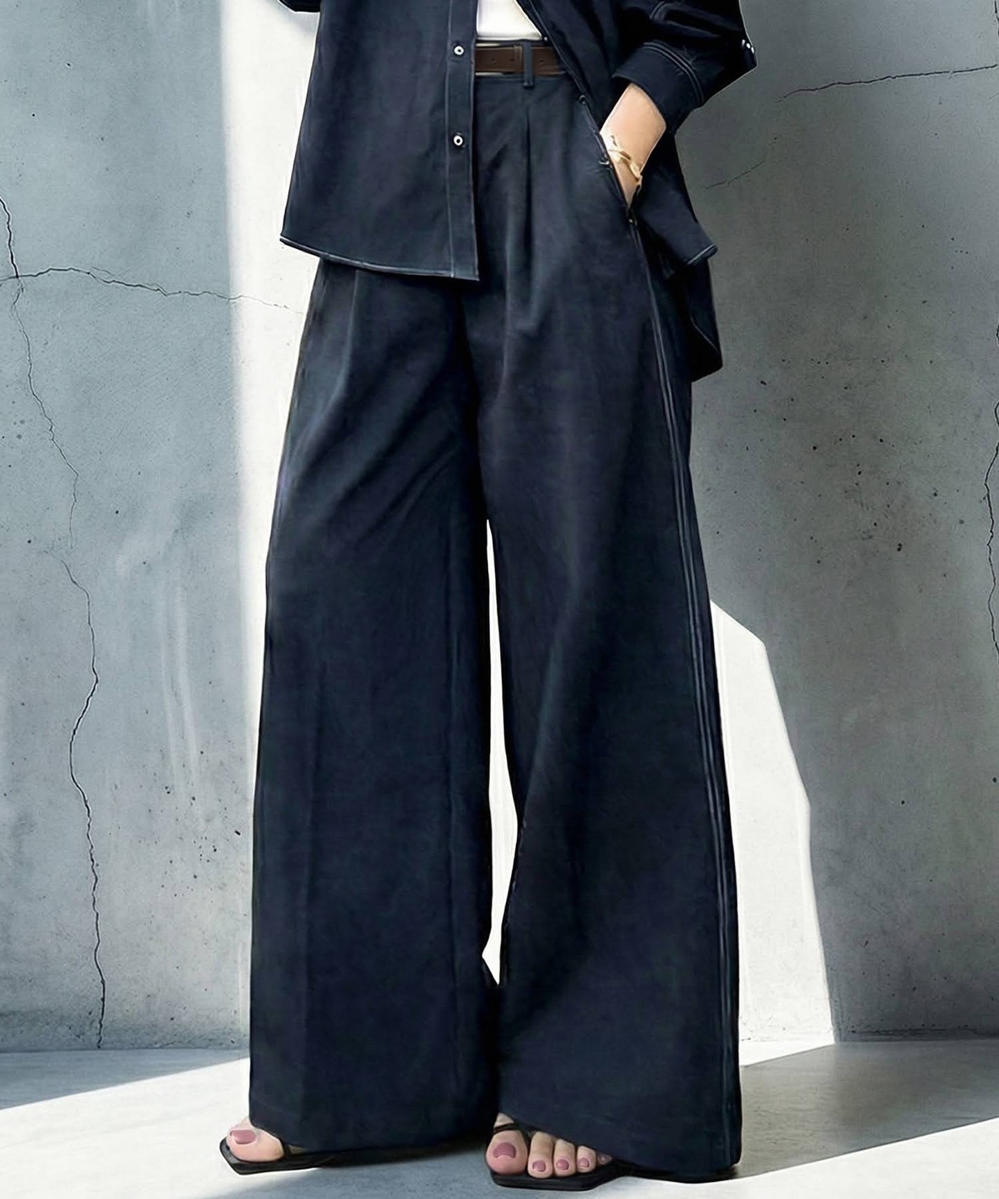 Color-Coordinated Stitching Wide Pants Ladies