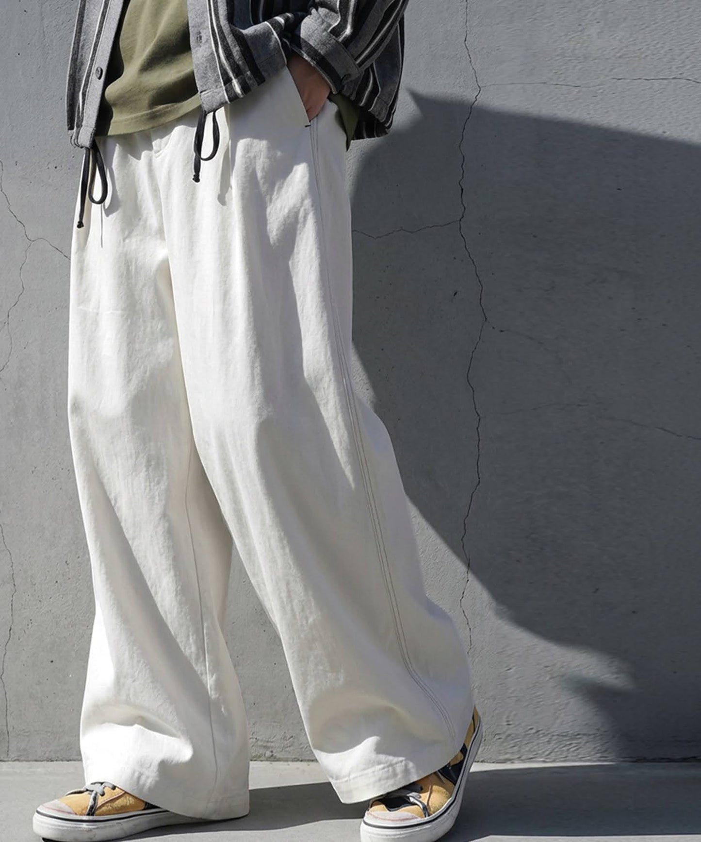 Color-Coordinated Stitching Wide Pants Men's