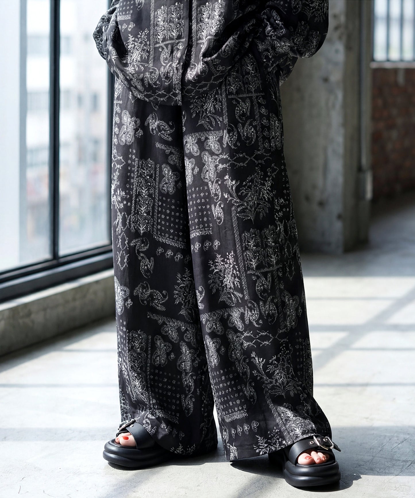 Paisley Print Long Wide-Leg Pants Ladies