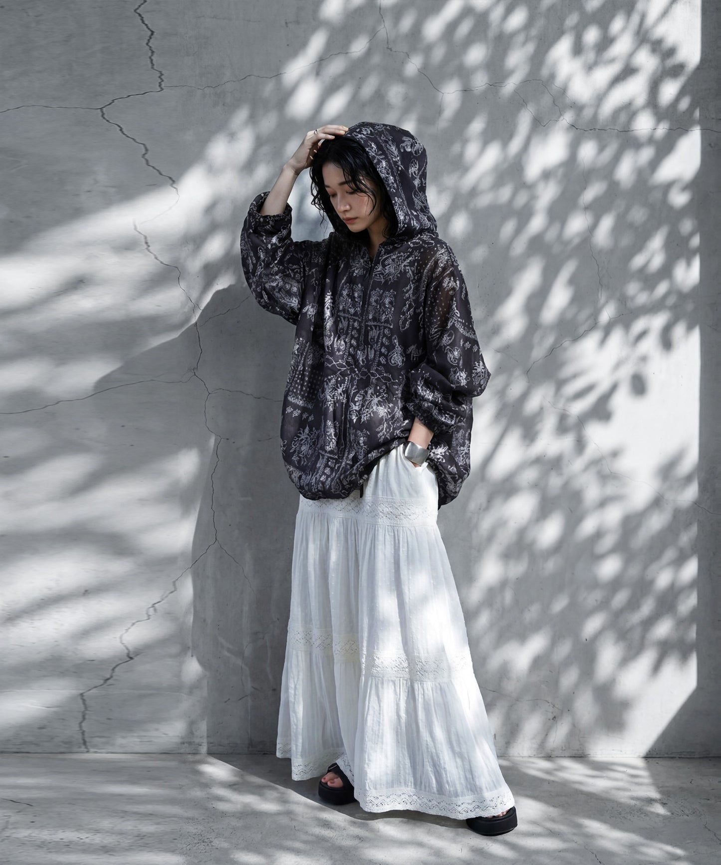 Paisley-Patterned Sheer All-Over Print Hoodie Ladies