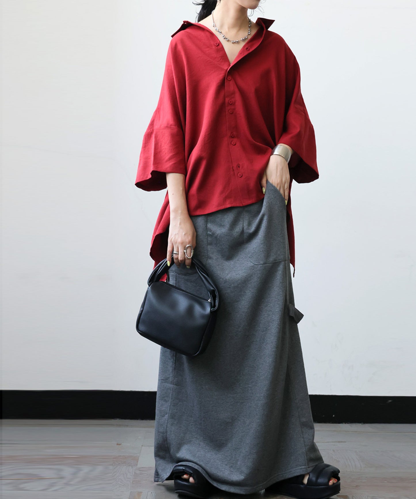 Dolman Shirt With A Difference In Length Between Front And Back Ladies