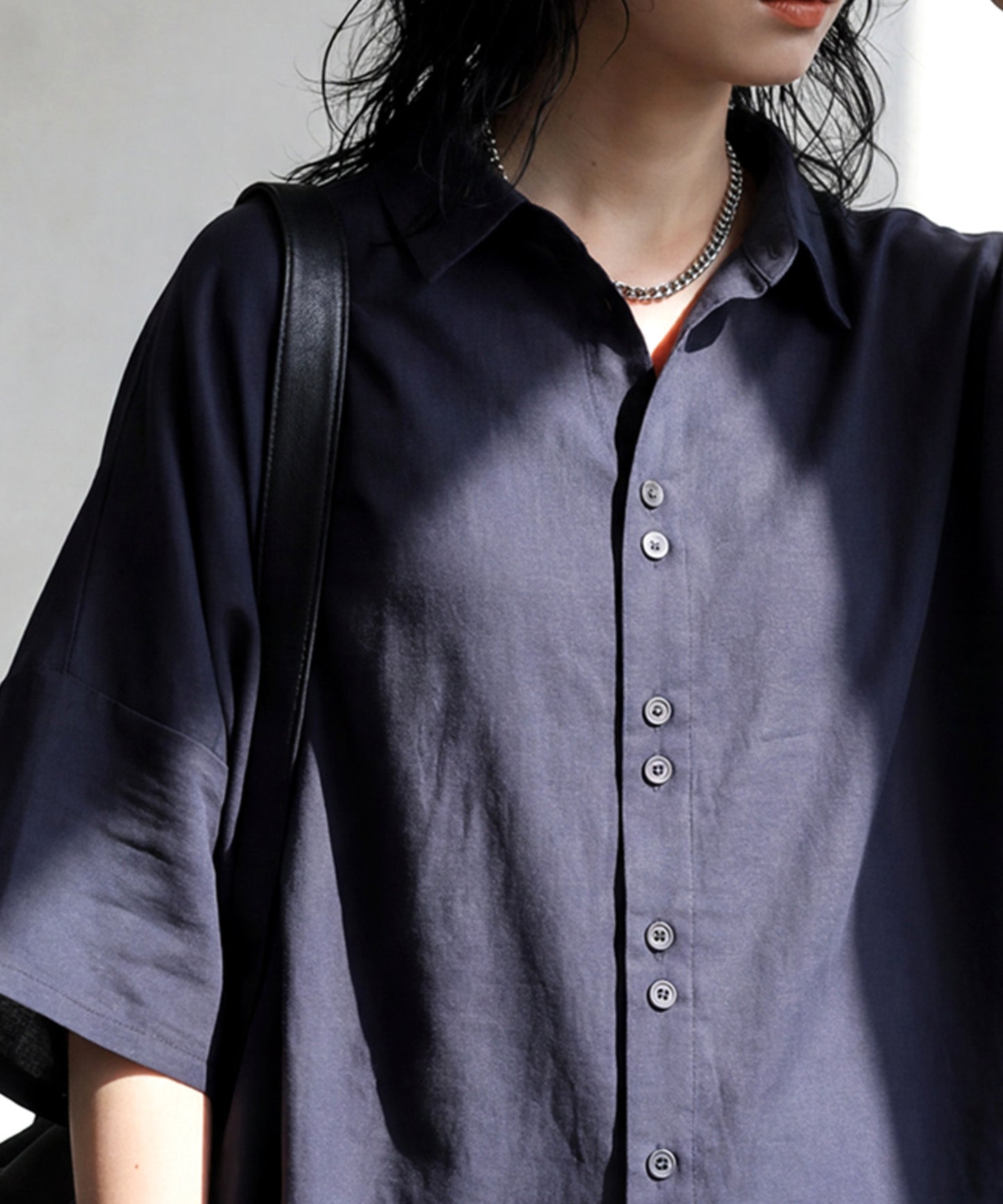 Dolman Shirt With A Difference In Length Between Front And Back Ladies