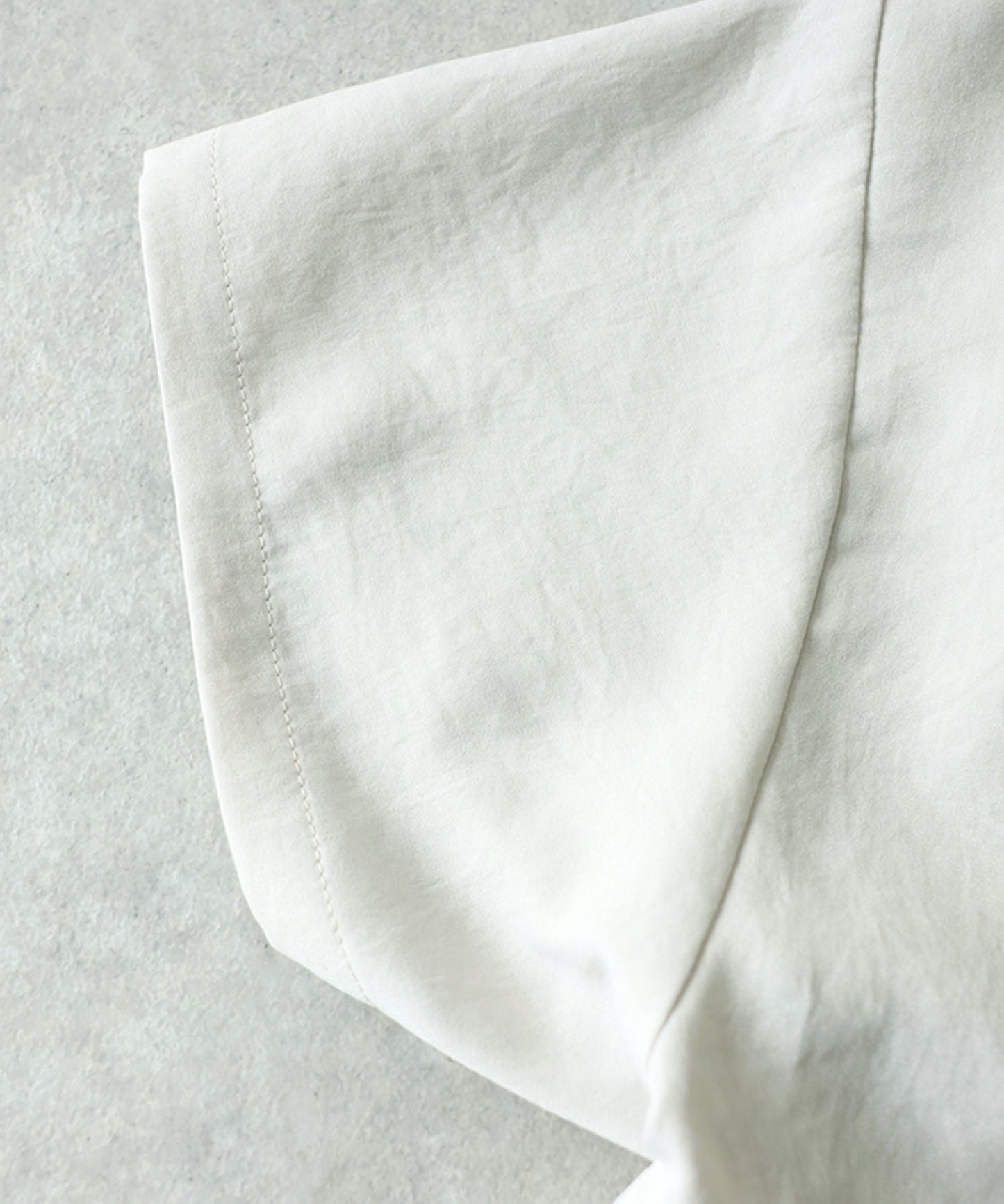 Dolman Shirt With A Difference In Length Between Front And Back Men’s